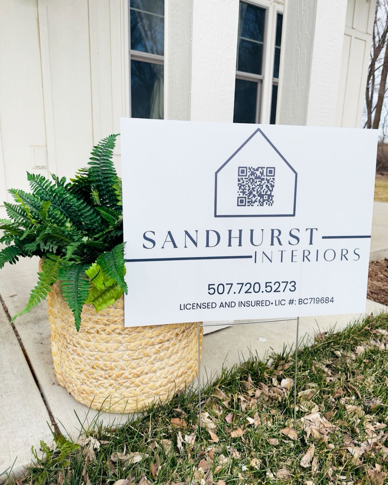 This spring, flowers won’t be the only thing popping up 😉
Our team is busy in the shop building custom cabinets and preparing for a busy season of installations.
THIS IS YOUR SIGN! If Easter has you thinking about your dream kitchen or entertaining space, don’t wait to get something booked with our team. Spring and summer are excellent times to plan for those Fall and Winter projects.