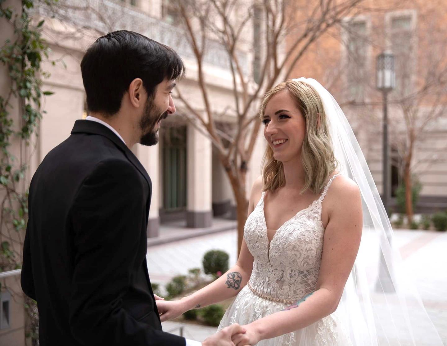 sneak peeks!! 👀 💕 How gorgeous are these two?!? Paige and Ian had the most contagious smiles on their wedding day. Hand in hand, they’re ready to take on their future together wherever it may bring them. (Which in this case is Las Vegas!) how fun!! More pics to come soon!
.
.
.
.
.
#arizonaweddingphotographer #arizonaweddingphotography #sedonaaeddingphotographer #phoenixweddingphotography #arizonawedding #azweddingphotography #azwedding #lasvegasweddingphotographer #adventurephotographer #travelingphotographer #vegaswedding #azphotographer