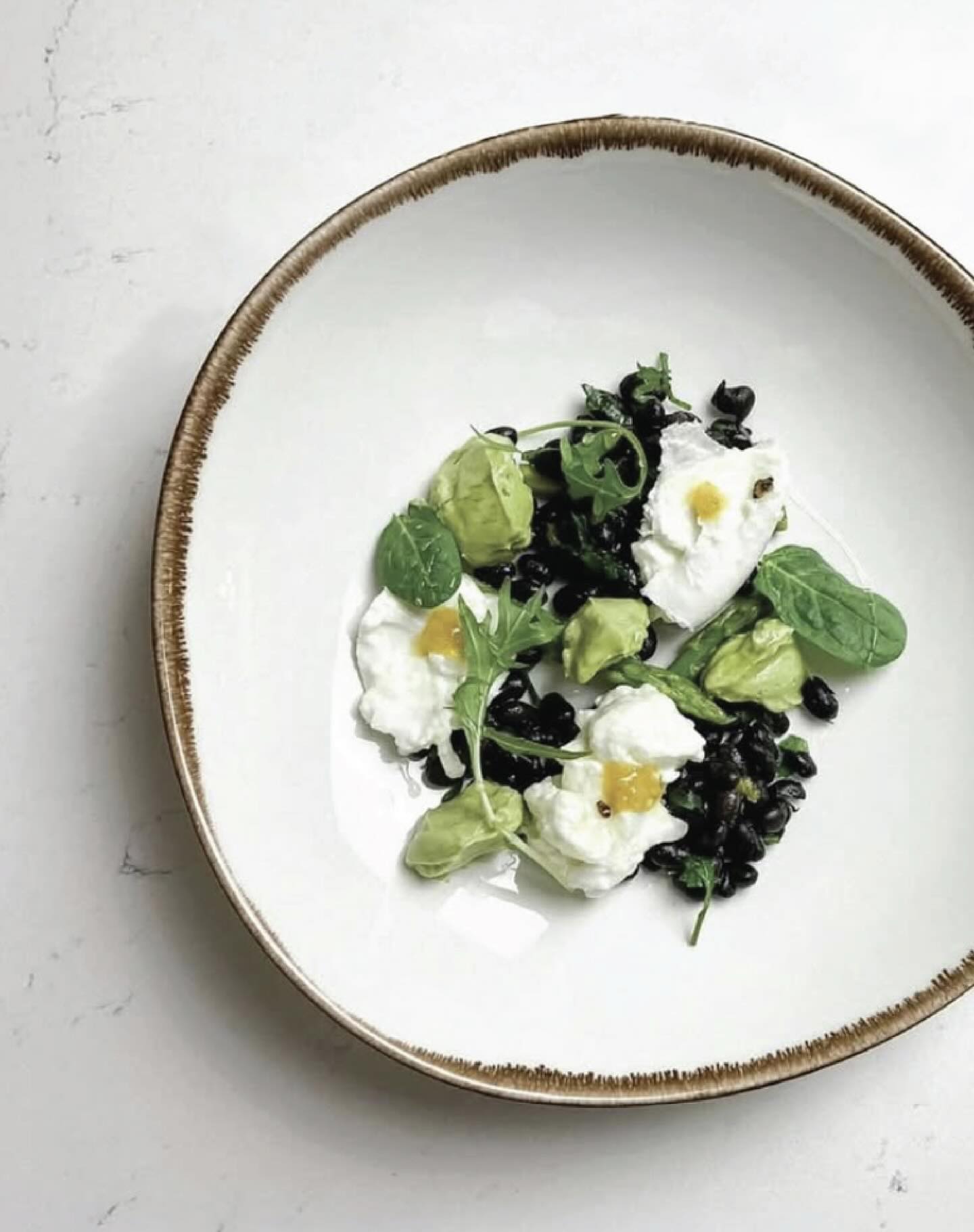 Private dinning because some moments deserve more than a restaurant table…
.
• Complete exclusivity – the space is entirely yours
• Bespoke menus crafted around you and your guests
• Seasonal, locally sourced ingredients at their finest
• Thoughtfully paired wines for every course
• Candlelit rooms, roaring fires & timeless interiors
• A setting steeped in history and elegance
.
From intimate celebrations to unforgettable gatherings, it’s not just dinner — it’s an experience.
.
We still have some availability for this summer.
.
#seasonalingredients #seasonalingredientsarethebest #localproduce #localproducers #privatedining #privatediningexperience #privatedinner #foodies #foodlover #finedining #privatediningnorthampton #dinnerparty #privatechef #gourmpierre #localproduce #seasonalproduce #seasonalproduceatitsbest #florehouse #northamptonshire