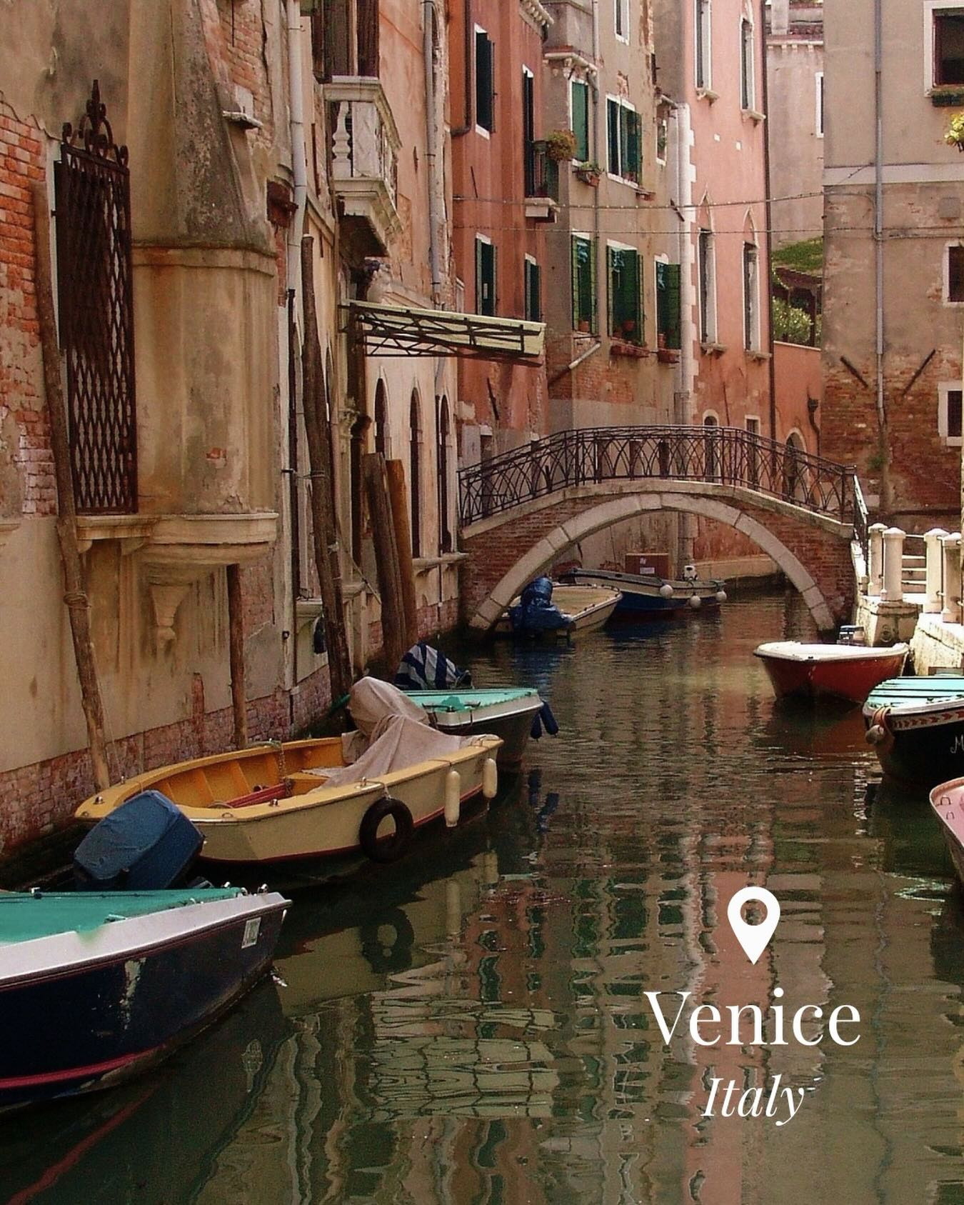 Timeless is all ways. The details. The beauty shaped by history. Venice shows us how craftsmanship never goes out of style.
We believe that great design is built to last. With the right story to back up the beauty - you create an impact rather than a trend.