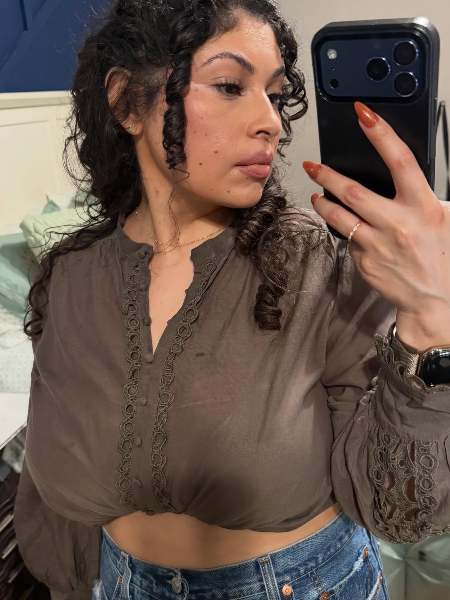 Press one Nails
When your nail tech wears press on nails, to ensure she can pop them off before your nail appointment.
Making your nail services, a priority.
#nailoninstagram #nailsonfleek💅🏼 #nailinspo💅 #nailsoftheday💅 #nailsnailsnails