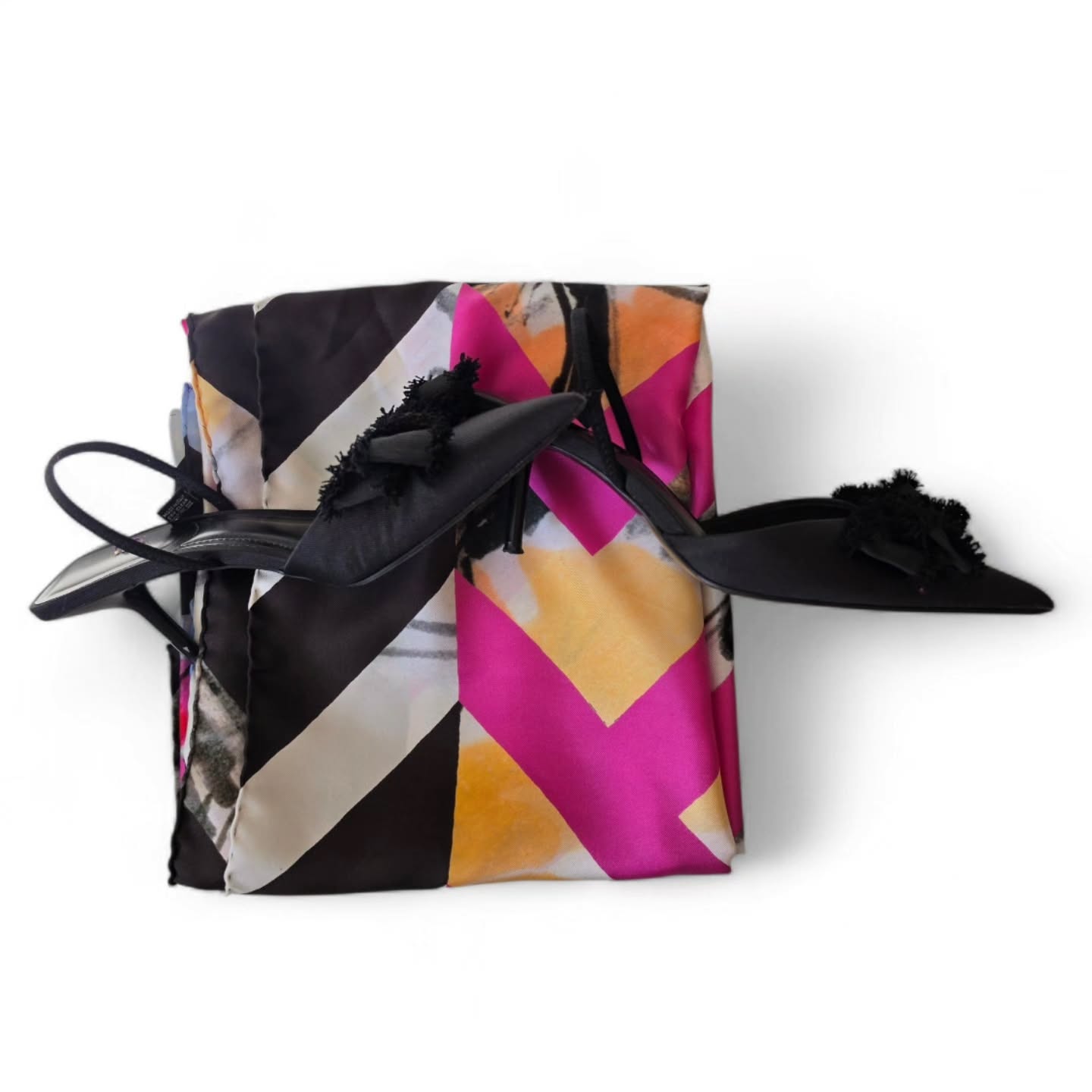 THIS SCARF IS MADE FOR YOU
WWW.BFLOZURICH.COM
Designer Thoughts
Start wearing Silk Keypieces
@florence.e.bachofenszekely
#style #silkscarf #designerscarf #bflozurich #madeınıtaly