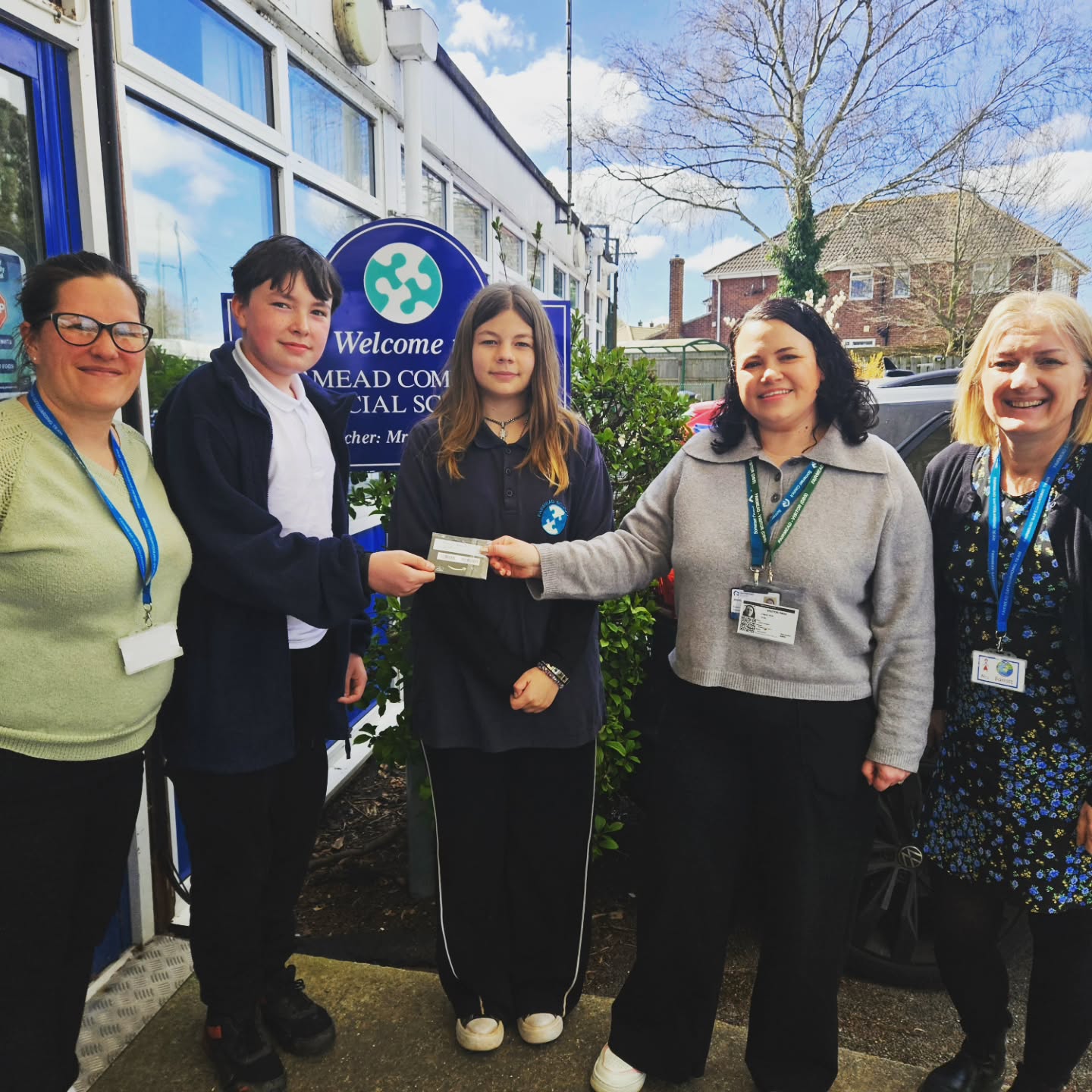 ✨ A huge thank you to Jenny Salmon from the Careers Hub for joining us today and presenting our school with the runner‑up prize in the Go‑Pro WEX competition! We’re so proud of our young people and grateful for the support. 🙌🎉