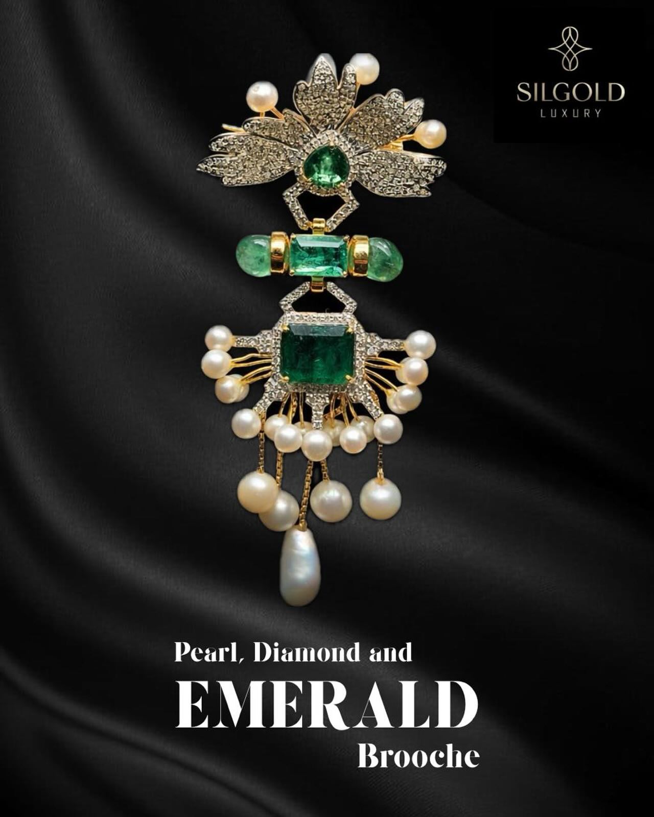 Where pearls, diamonds, and emeralds meet timeless elegance.
•
•
•
#EmeraldJewellery #DiamondBrooch #PearlJewellery #LuxuryJewellery #SilgoldLuxury