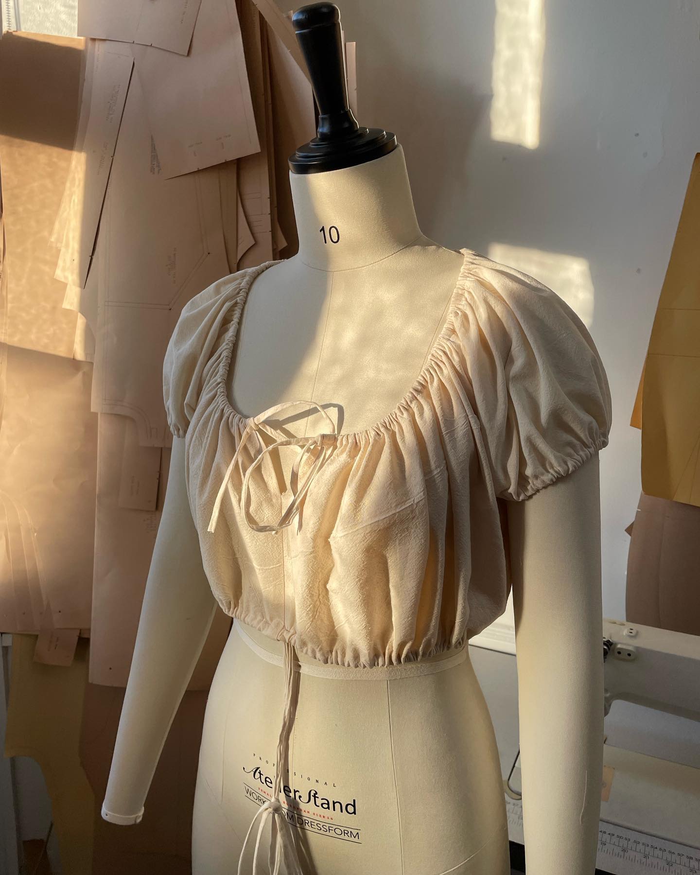 I recently got into study a Masters in Fashion Futures at LCF and I was suddenly worried about looking oh so scruffy at fashion school.. so rather than buying a whole load of new things, I thought it’s an opportunity to make some of the things I’ve had in my brain for years ! Here is the first of those things, this is only the toile, but I’m imagining a fine silk for the final thing 👍