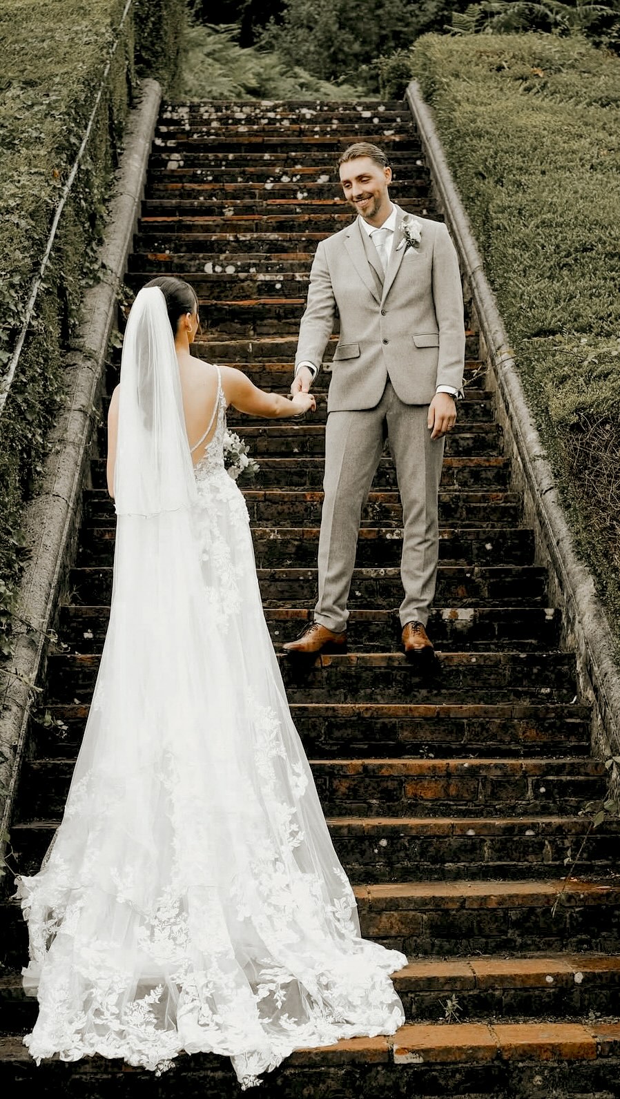 A B B I E & R Y A N 🤍
The most beautiful day for Mr & Mrs Pearce 💍
@abbiero12 & @ryan_pearce9 said ‘I do’ yesterday surrounded by all their loved ones. It was a day filled with so many memories and joy ✨
Content: @socialdiaries.uk
Venue: @wotton_house_hotel
Photography & Reel Photo: @weddings_by_sarah_elvin
Entertainment: @av.entertainment_
Flowers: @flowersbyelaine
MUA: @jennyojomua
Hair: @katya.valentinahair
Cake: @claireowencakes
Photo Booth: @thebestmagicmirrorswinchester
#weddingday #weddinginspiration #contentcreator #weddinghairstyle #weddingphotoinspiration #weddinglook #weddings #wottonhousewedding