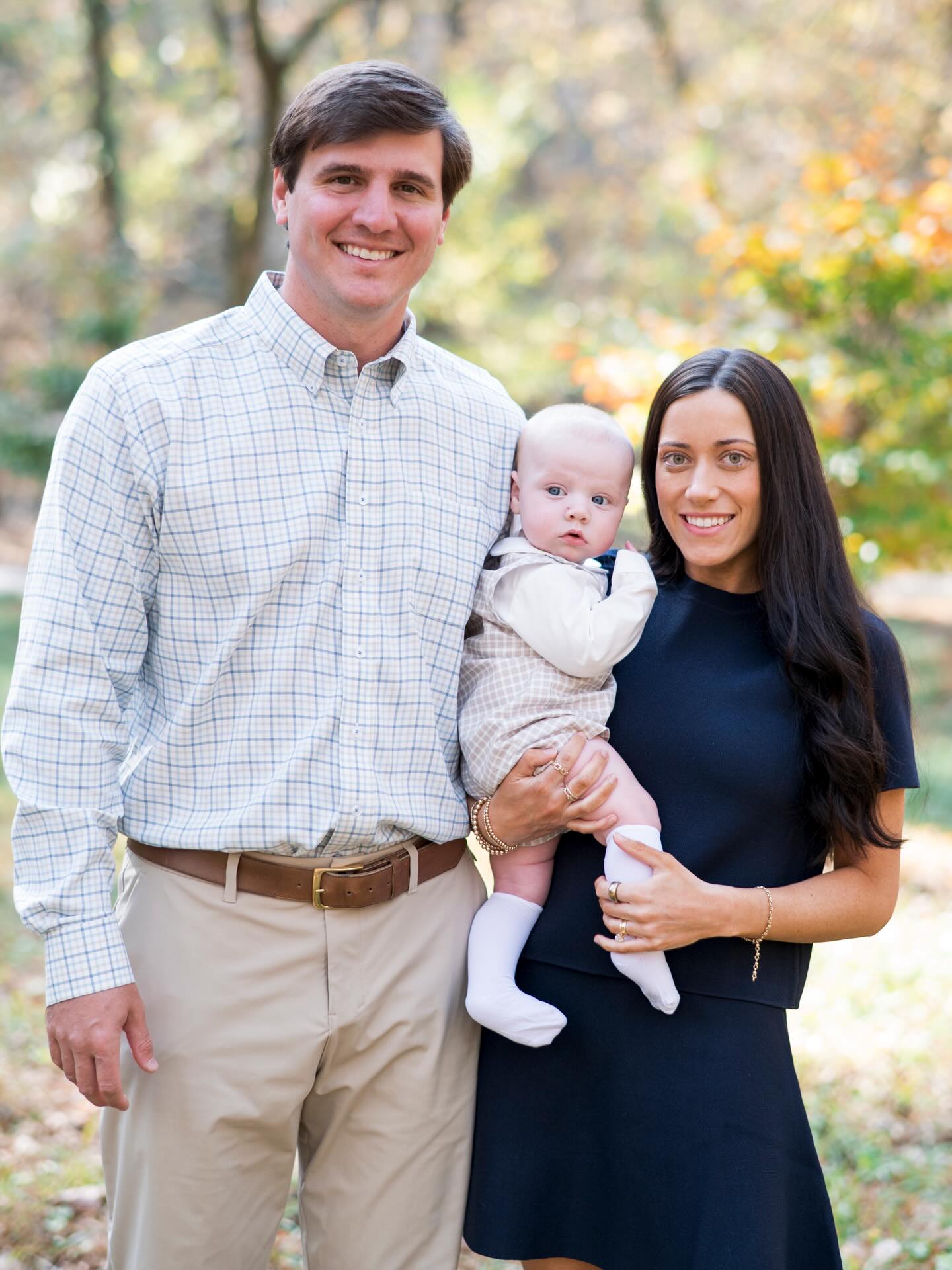 There’s something so special about photographing families in this in-between season when everything is just beginning to turn green again 🌿
I have a few garden portrait session spots still available this spring.
Link to book: https://kristenpughphotog.pixieset.com/booking/spring-family-mini-sessions