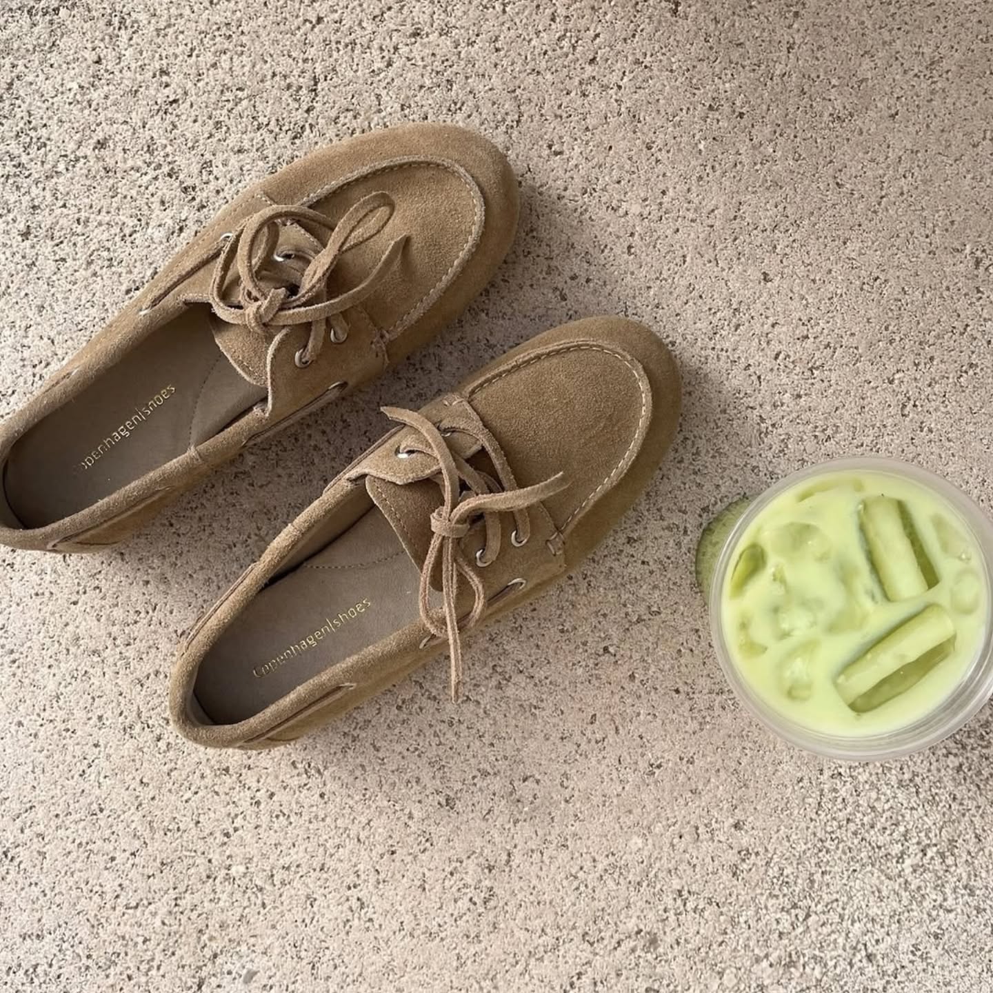 Matcha in hand, style on point.
#comfyoutfit
#stylefashion