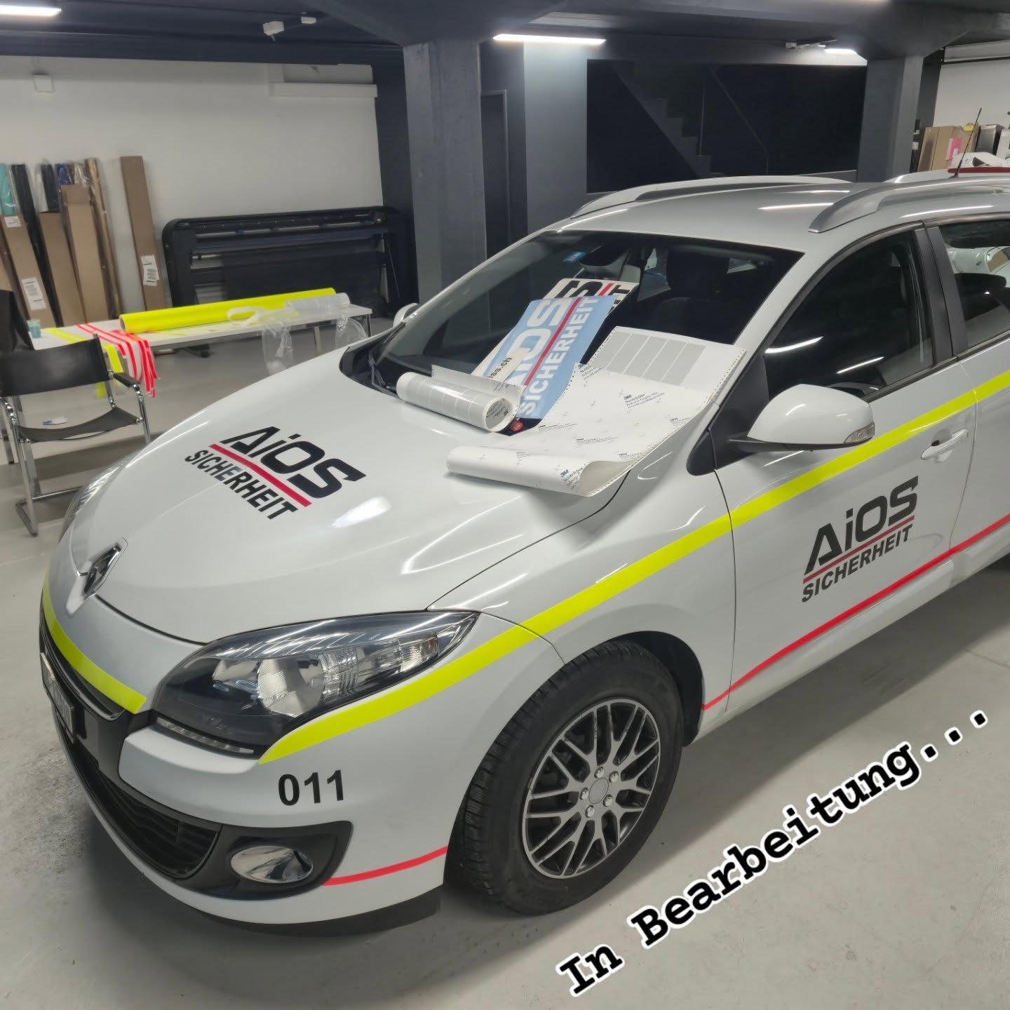 Frischer Look für das nächste Dienstfahrzeug unserer Flotte 🚐✨
Mit dem neuen Design setzen wir auf einen einheitlichen Auftritt, hohen Wiedererkennungswert und maximale Sichtbarkeit im Strassenverkehr. Denn unsere Mitarbeitenden sollen nicht nur mobil sein, sondern auch im Einsatz sicher gesehen werden. 💪