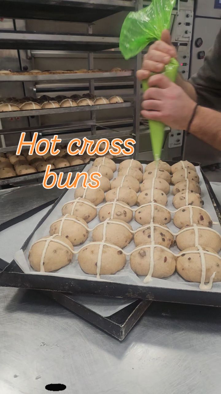 Hot cross buns... have you tried them... you have to be early as they sell out quick... #suportlocal #hotcrossbunseason #artisanbakery #indepentantbakery #familybakery