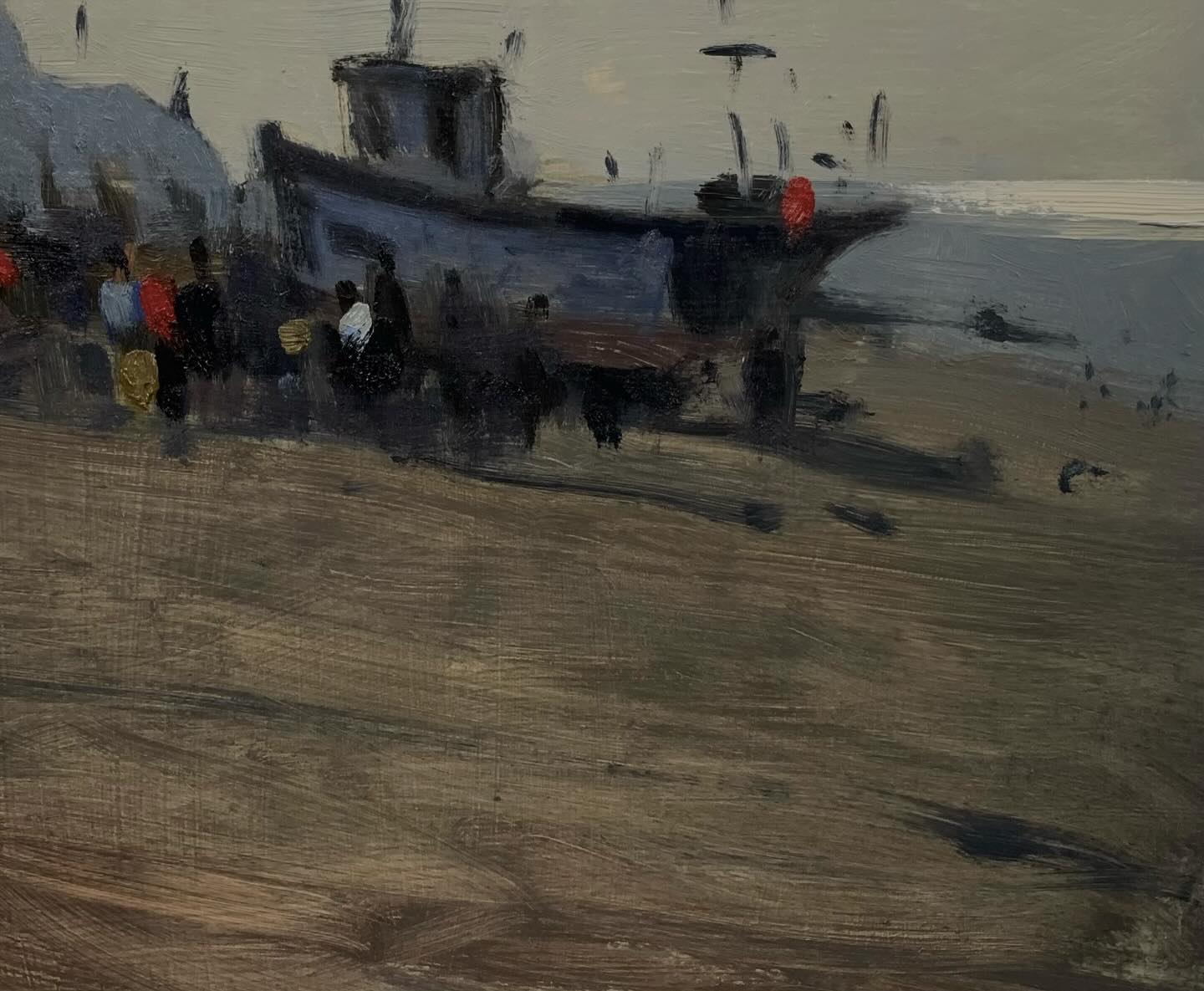 A huddle of visitors taking shelter from the wind behind RX56. Last spring.
#rx56 #pleinair #hastingsfishingfleet #hastingsoldtown