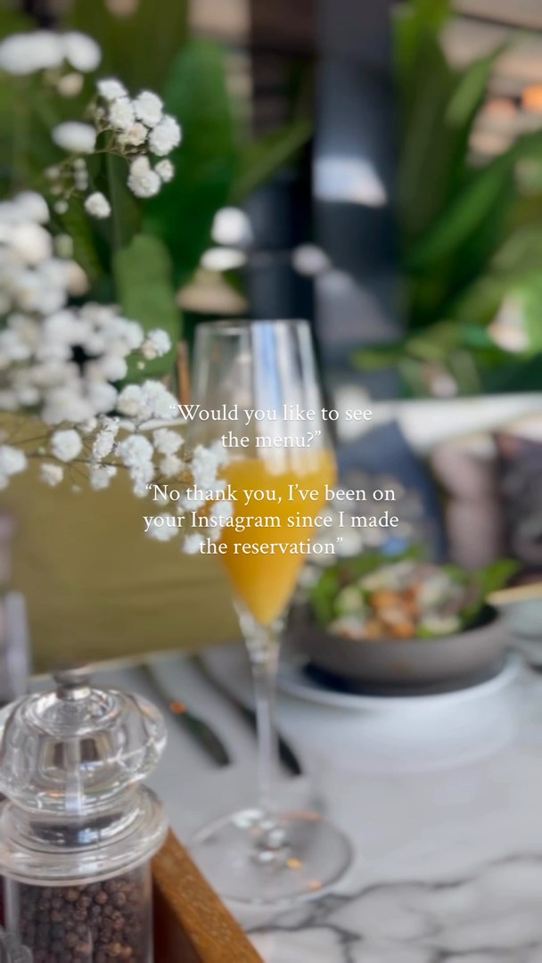 Little spring moments at The King's Arms this March. 🌿🍷✨
Longer days, lighter dishes and botanical drinks to awaken the senses, the perfect excuse to settle in and enjoy the season with us.
We can’t wait to welcome you in.
Visit our website to explore our new specials, seasonal dishes and perfect wine pairings.