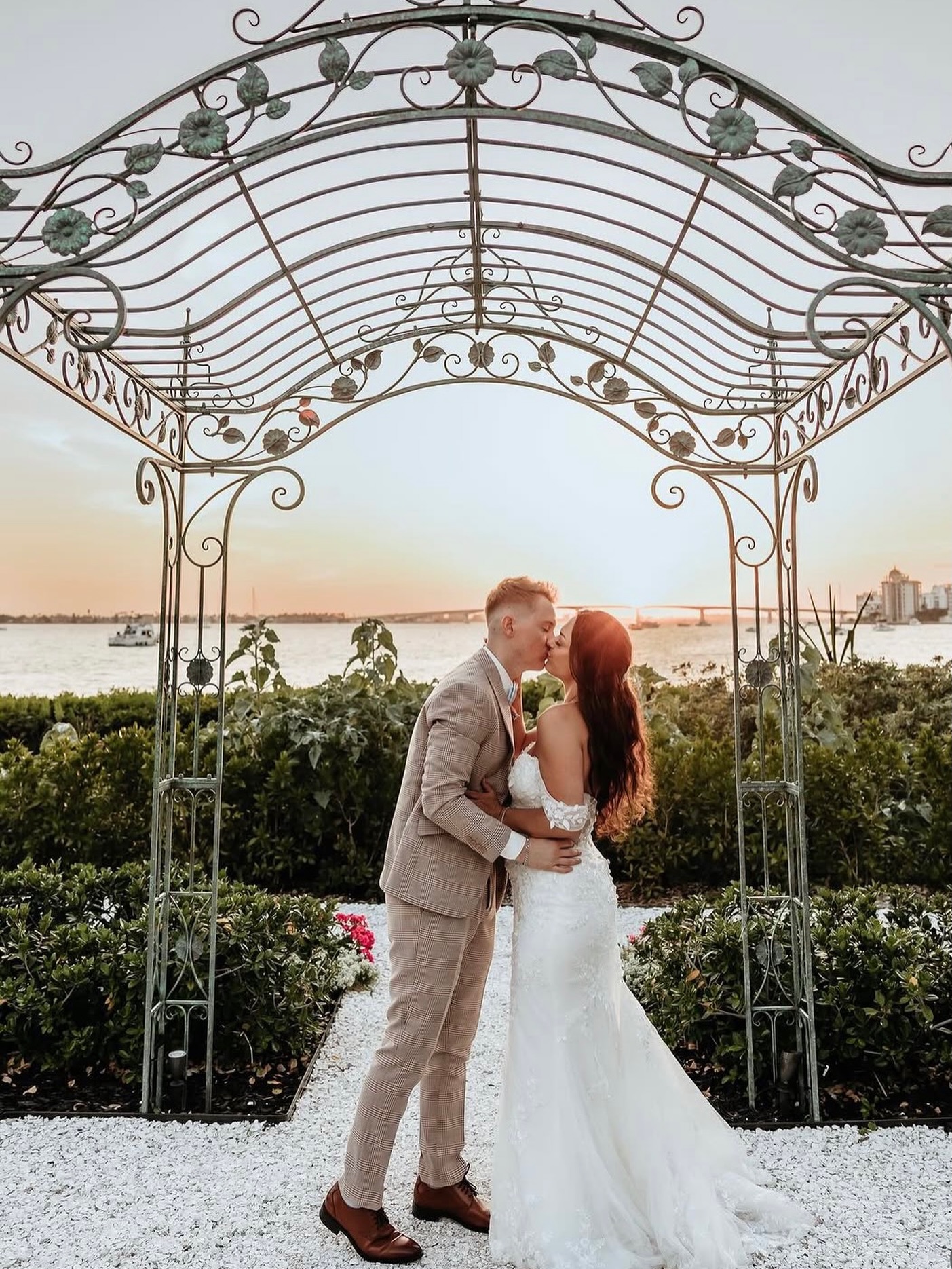 It’s all about the view ✨ Sarasota sunsets @selbygardens
.
.
.
.
Venue: @selbygardens
Planner: @bbweddingsevents
Photo: @slphotographyy
Content Creator: @firstlookbysav
Bar & catering: @married.with.michaels
Cake: @publix
Photo Booth Greenery wall: @bbweddingsevents
DJ: @eventsdonerighttampabay
Florals: @onecoflorist
Makeup: @dolledupbrides
Lighting: @affairs_in_the_air
Dress: @thewhiteclosetbridal
Maids: @azaziebridal
Suits: @ looking good suits
Couple @kenzarnld @daltonkarnold
.
.
.
#bbweddings #weddings #sarasota #sarasotaweddingplanner #selbygardens