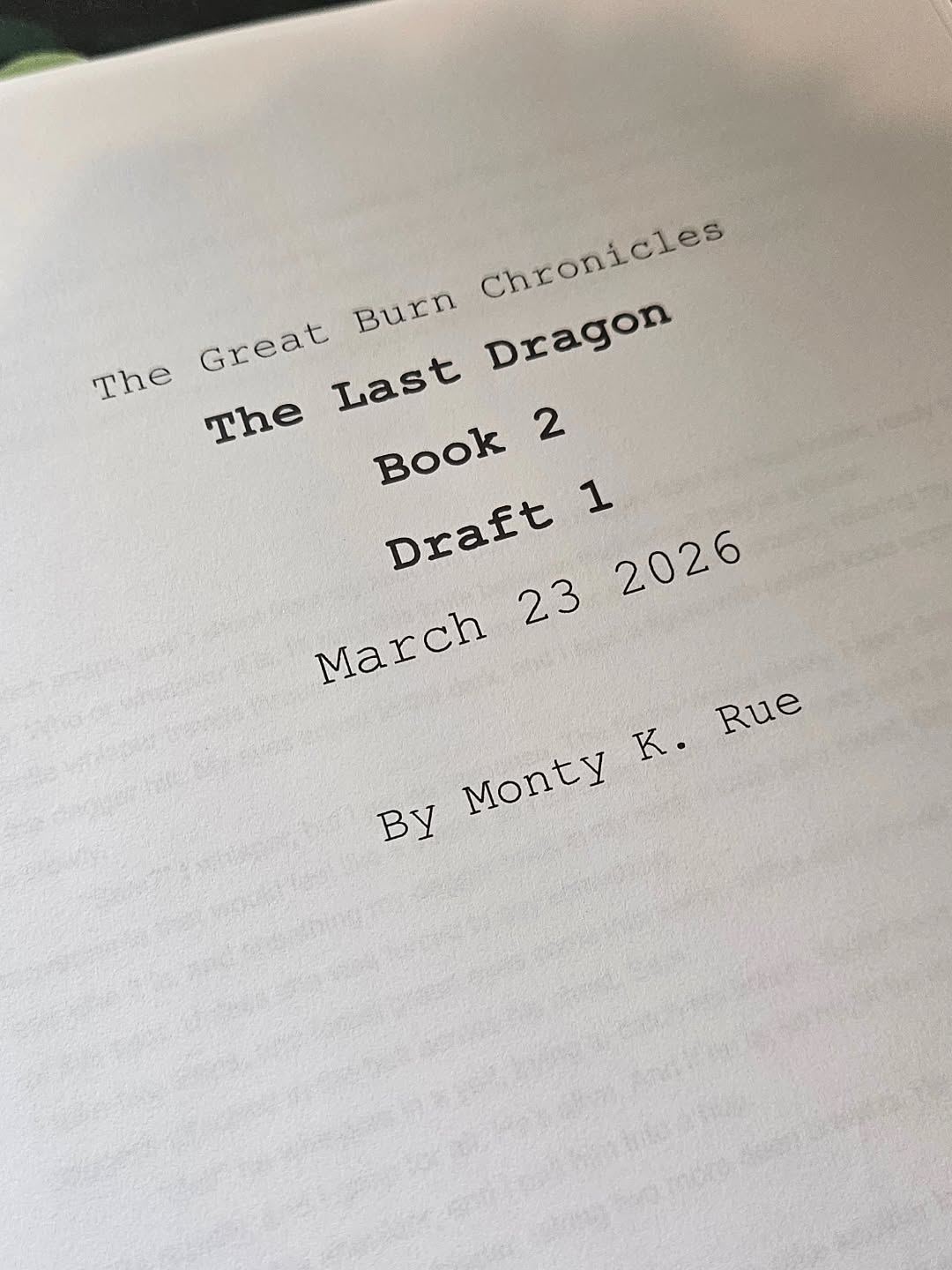 It has been printed and now I'm officially diving into the editing phase!
Colored pens ✅️
Highlighters ✅️
Notepad ✅️
Blasting epic music ✅️
Let's make this shit rock!!! ✨️
#writingcommunity #romantasyauthor #writingabook #authorsofig #lifeofanauthor