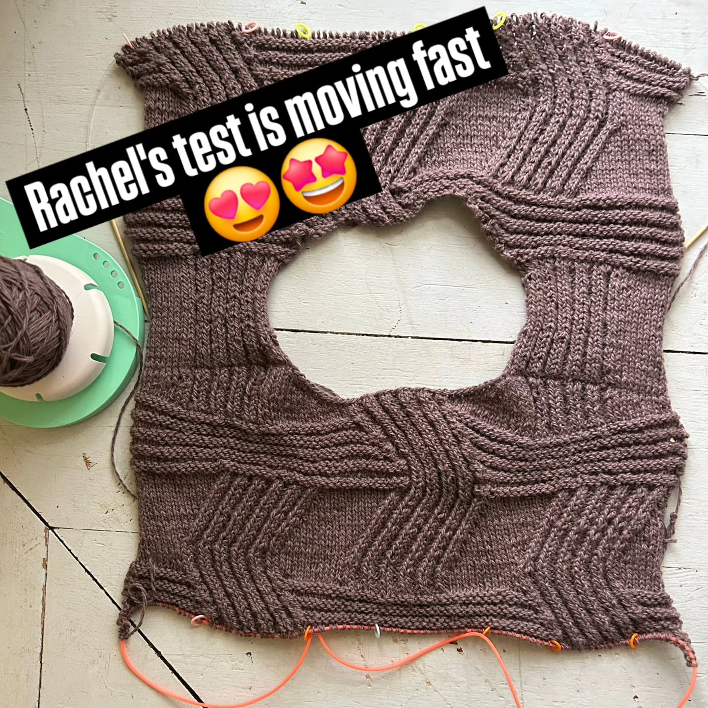 @pizike01 is knitting this vest so fast 😍
As the first one to move forwards (as always with Rachel), she is the one to tackle all the little things need to be fixed, paving a smoother road to the rest of the group 🥰
Thank you Rachel! It's gorgeous 🤩🤩🤩
#thythmicpulsevest #testknitting #knitofthedragon #textureknitting #knittingvest