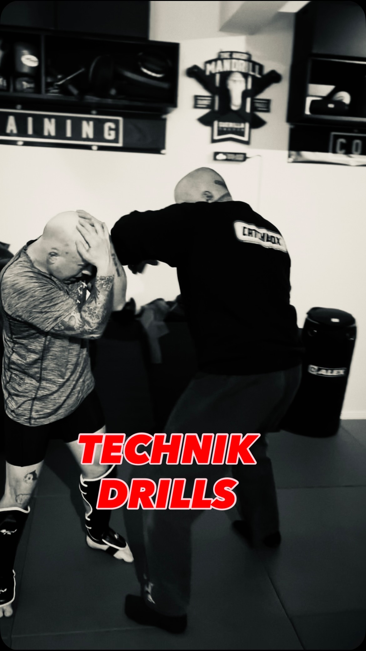 ✅Crosstraining & Combat Concepts
✅Personal+Kleingruppentraining
✅Hamburg Altona
#guerillatactix #strengthandconditioning #mma #combatsports