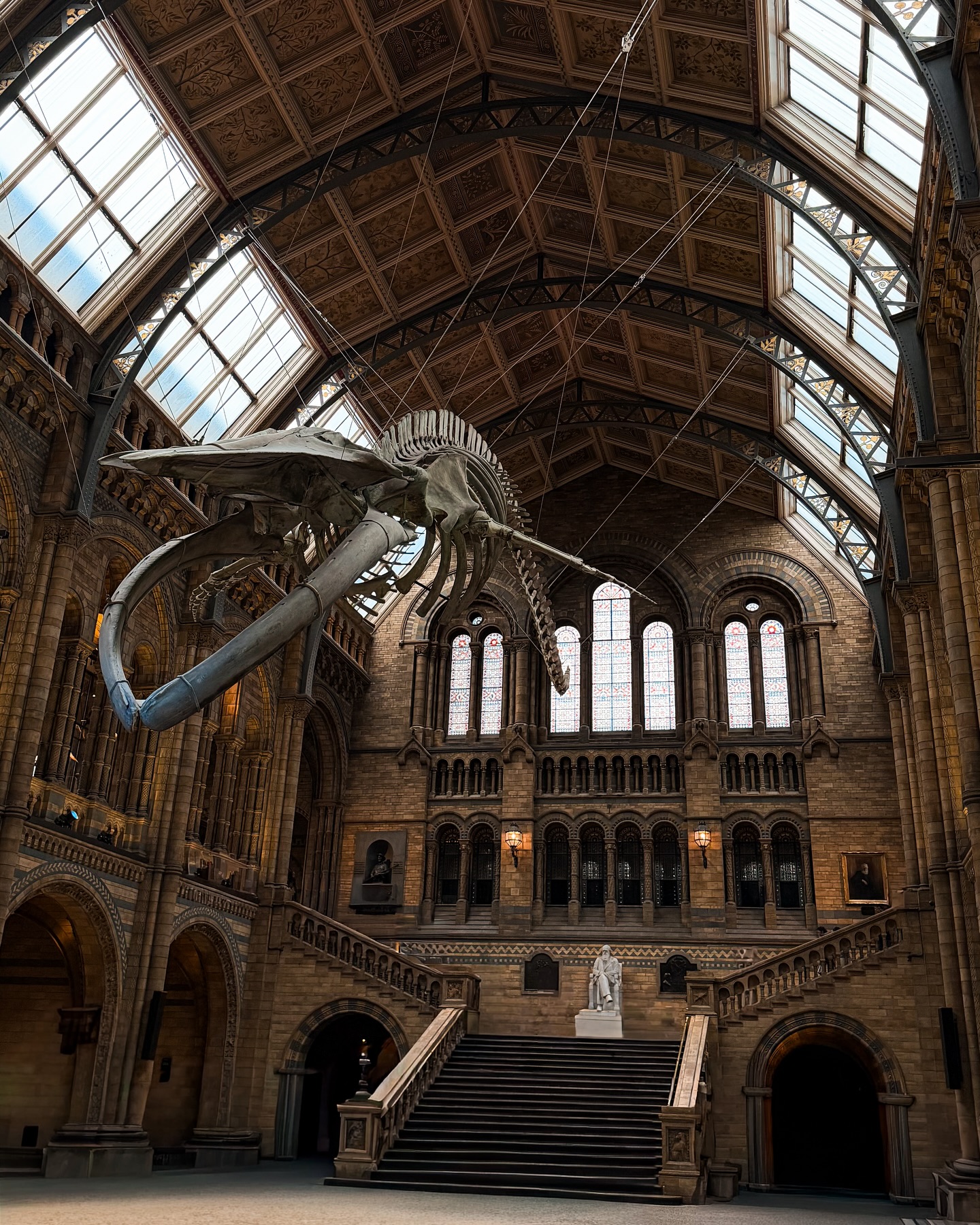A day lost in rushing streets, old stone, and a city that never quite stands still - London.
We began in the @natural_history_museum; corridors weaving stories into stone, arches and carvings that seemed to remember more than they revealed. The old bones of the building held their own kind of history too, which felt fitting in a place so full of literal ones.
From there, the day unfolded easily. Walking without much direction, browsing, eating well, lingering where it felt right. And through it all, the simple joy of good company, the kind that makes even the in-between moments feel special.
#naturalhistorymuseum #museum #naturalhistorymuseumlondon