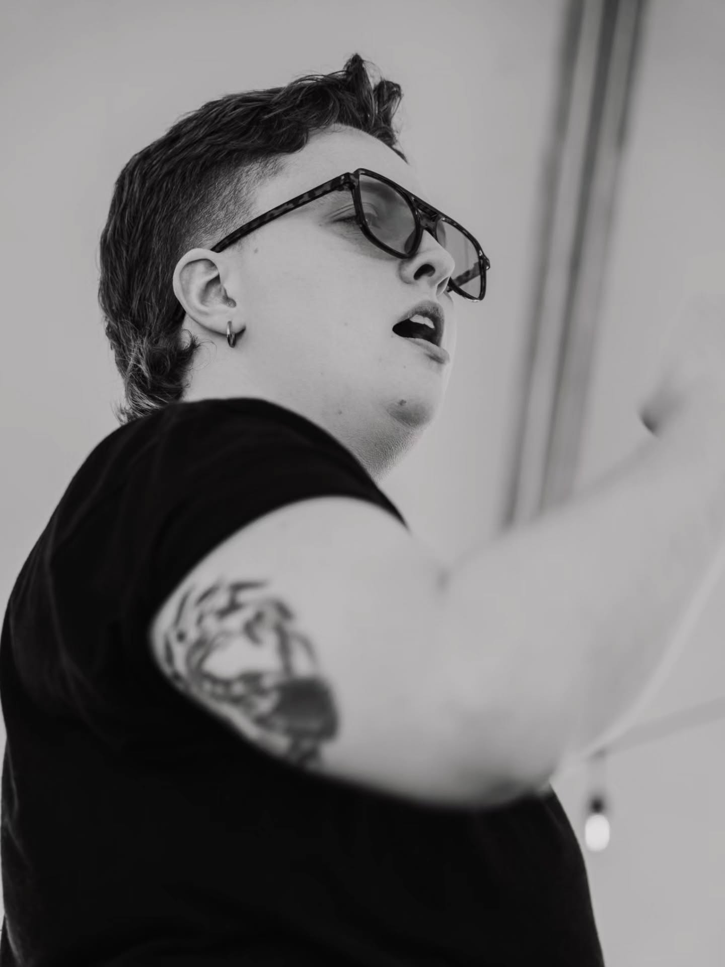 Dagger (@daggerfucks) absolutely shredded the stage at the Lakeland Punk Rock Flea Market, bringing a whole new level of joyous aggression.
#dagger
#lakeland
#punkrockfleamarket
#polkcounty
#punk