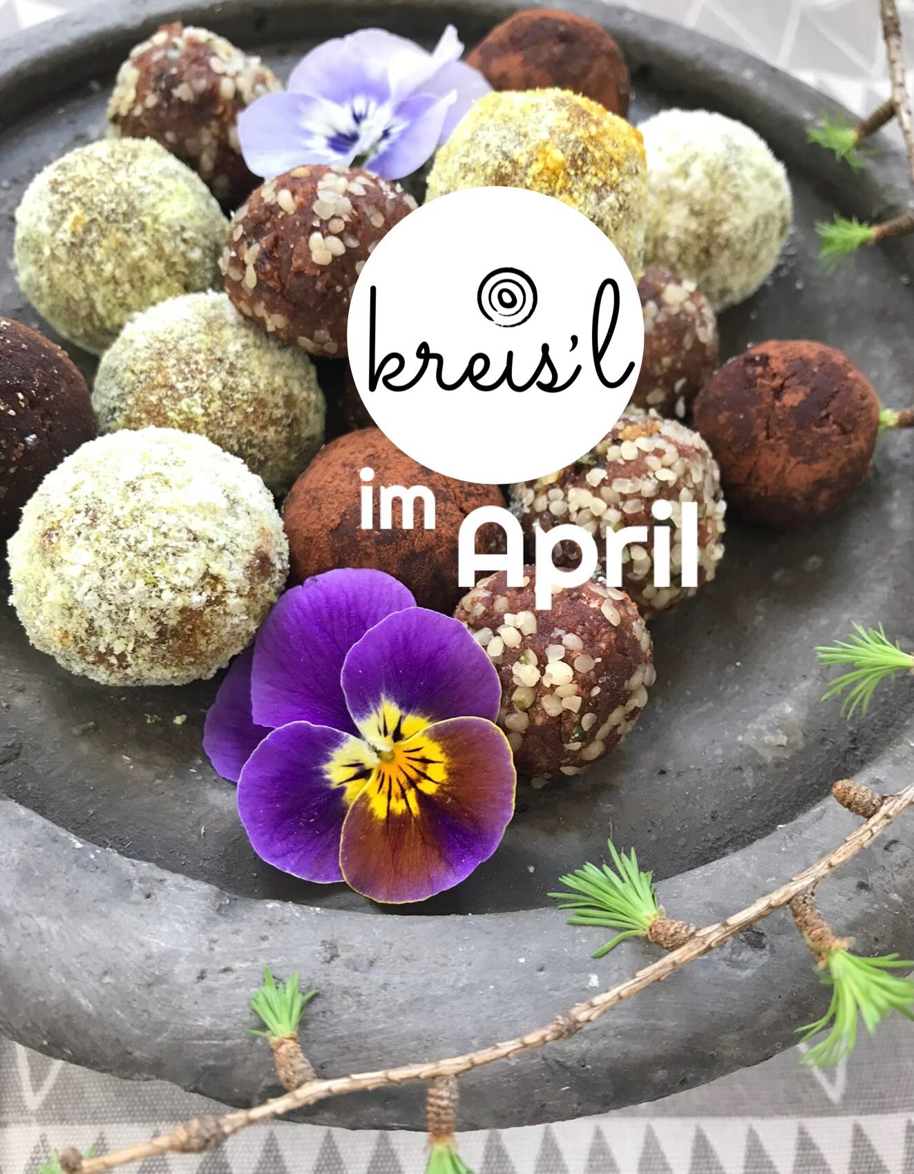 Kreis’l Workshop Übersicht April
Ohh wir freuen uns euch die Angebote für April präsentieren zu können 🫶🙌in unserem Kreis’l wartet ein buntes Angebot auf euch!
Schnell Übersicht:
Mi 8.4 19-20 Uhr Klang im Kreis’l mit @scheiber_sandra
Sa 11.4 von 10-12 Uhr Beckenboden Talk mit @diebeckenbodenrebellin
Di 21.4 von 15-16:30 Kids Lese-Kreativ Workshop mit @buecherundkekse_lesenlaeuft
Mi 22.4 von 17:30-19 Uhr Kräuterwanderung & Verarbeiten mit @mint_to_me
Sa 25.4 von 9-12 Kreis‘l Brunch „Spring Edition“
Mo 27.4 von 18-21 Uhr Tassen Workshop mit @irmisalzmann
Di 28.4 von 18:30-19:30 Kleider-Tausch im Kreis’l
Mehr Infos zu den jeweiligen Workshops und Terminen findest du oben in den Bildern! Schmökere dich gern durch und melde dich gleich per Mail an 🤍
Wie immer gibt es nur begrenzte Plätze 🤍
Willst du mal einen eigenen Workshop für eine private Gruppe oder willst du mit deiner Familie Frühstücken oder für deine Freunde ein eigenes Brunch?
Schicke uns gerne deine persönliche Anfrage per Mail: info@kreisl.at
Wir freuen uns sehr auf dich 🫶
Alles Liebe,
Dein Kreis’l Team
#kreisl #saalfelden #workshop #kreativität