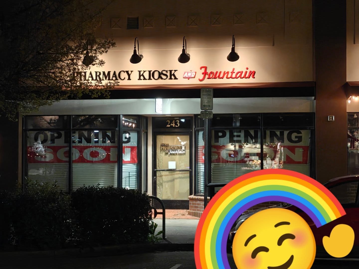 Yay 🥰 we have been waiting for bated breath for a great Vietnamese restaurant right where we live, plus we get this soda fountain back! Hillsboro, this is a big win!