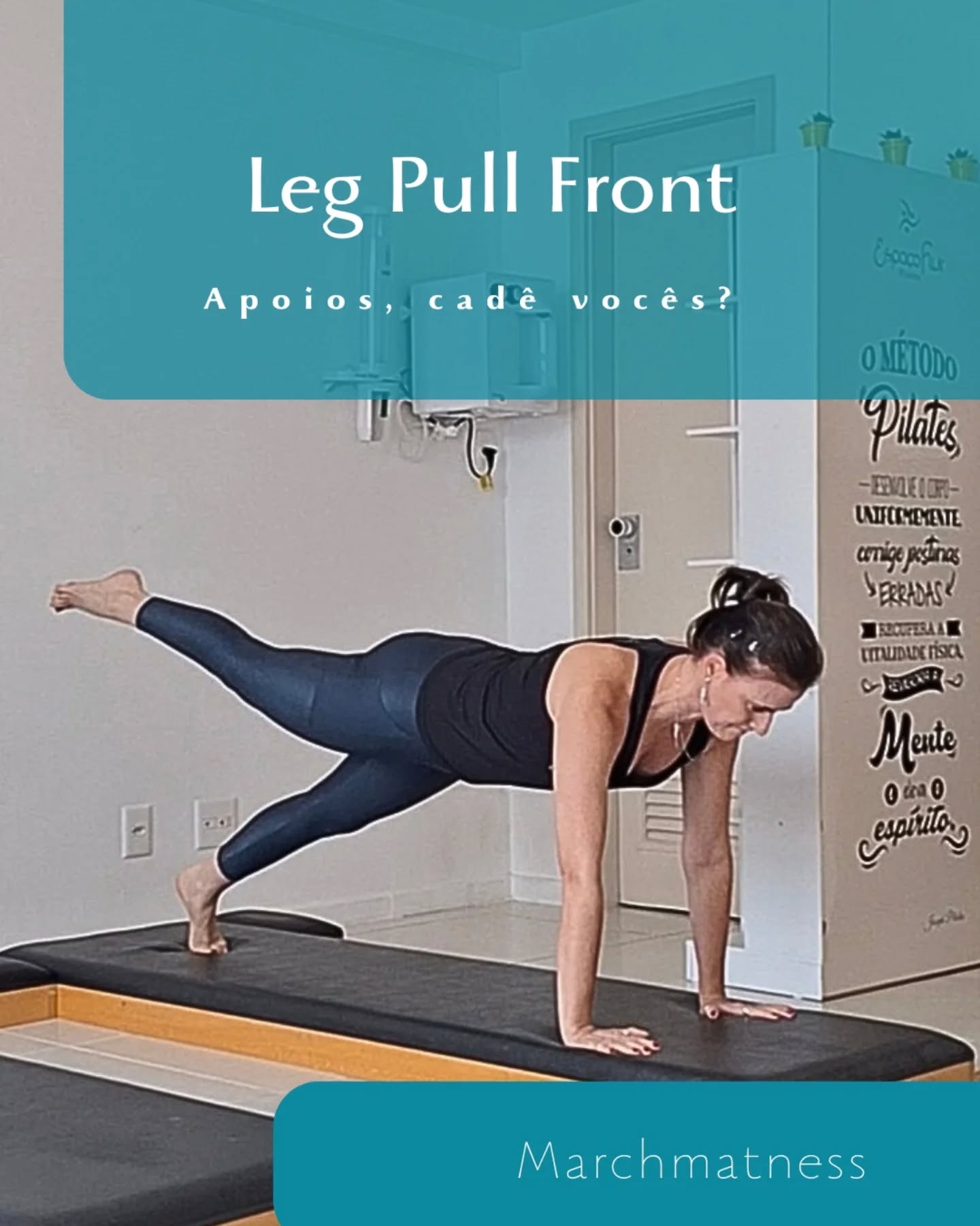 Conforme avançamos na sequência começamos a sentir falta do apoio. Nada do corpo deitadinho no chão. Passamos a ter poucas partes tocando o chão, o que significa que nossos músculos não têm mais como fugir da luta.
Aqui, quem dá a dica é a Lei da Ação e Reação: para toda força aplicada (ação) sobre um corpo, existe uma força de resposta (reação) de mesma intensidade, mesma direção e sentido oposto. Essas forças atuam em corpos diferentes, logo, nunca se anulam. Ou seja, empurra esse chão para baixo para fazer a força chegar nas cinturas escapular e pelvica.
Não se esqueça que enquanto os pés e as mãos empurram para baixo:
Leg Pull Front: barriga e costelas empurra o corpo para cima.
Leg Pull: Bunda empurra o corpo para cima.
Lembre-se do crescimento do Side Kicks, do Swimming, do Shoulder Roll Down, do Shoulder Bridge.
God bless o Sr. Newton. Bom e o Sr. Pilates também, claro.
Parceiro @equipilates_oficial
