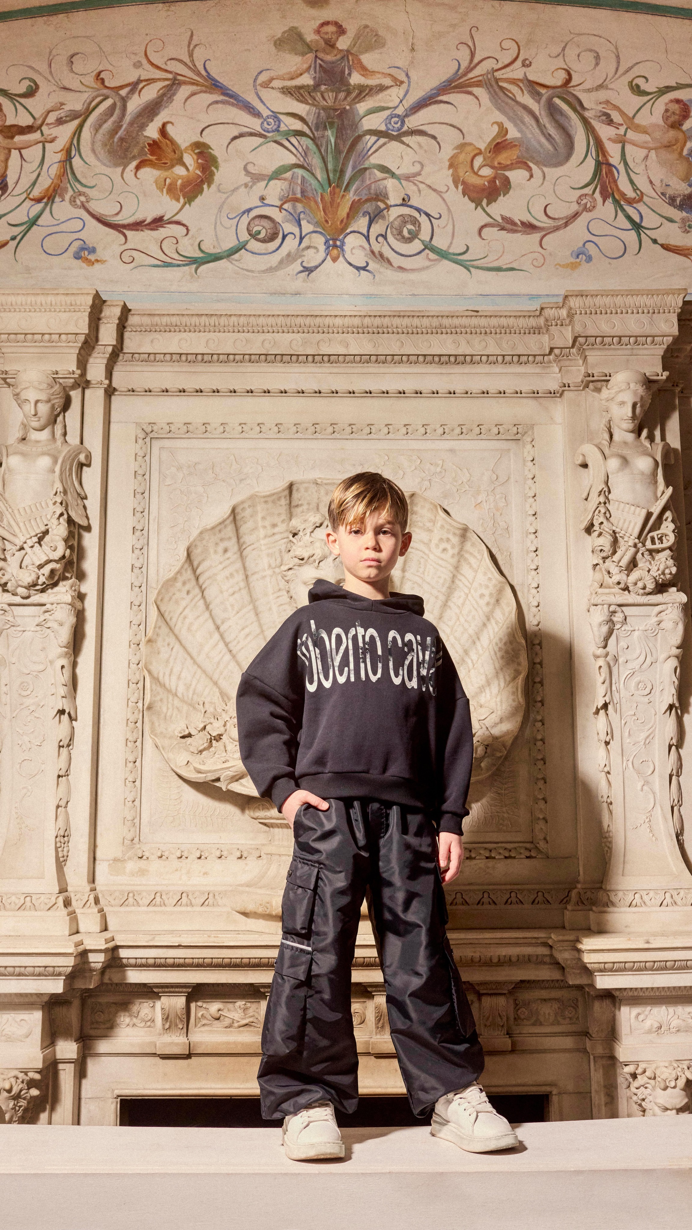 BEHIND THE SCENE #robertocavallijunior
Art director: @gianfrancovitale
Production agency: @santangelostudios
Model Agency @castingkids_studios
Creative director & ph: @naomisally.studios
Production coordinator: @marica_dimatteo
Post-production: @desireecaputi8
Videomaker: @mastrogiovanni_gerardo
Make up: @hmmakeupitaly @_alex.nota_
Do you want plan your campaign?
Contact us on direct ✉️