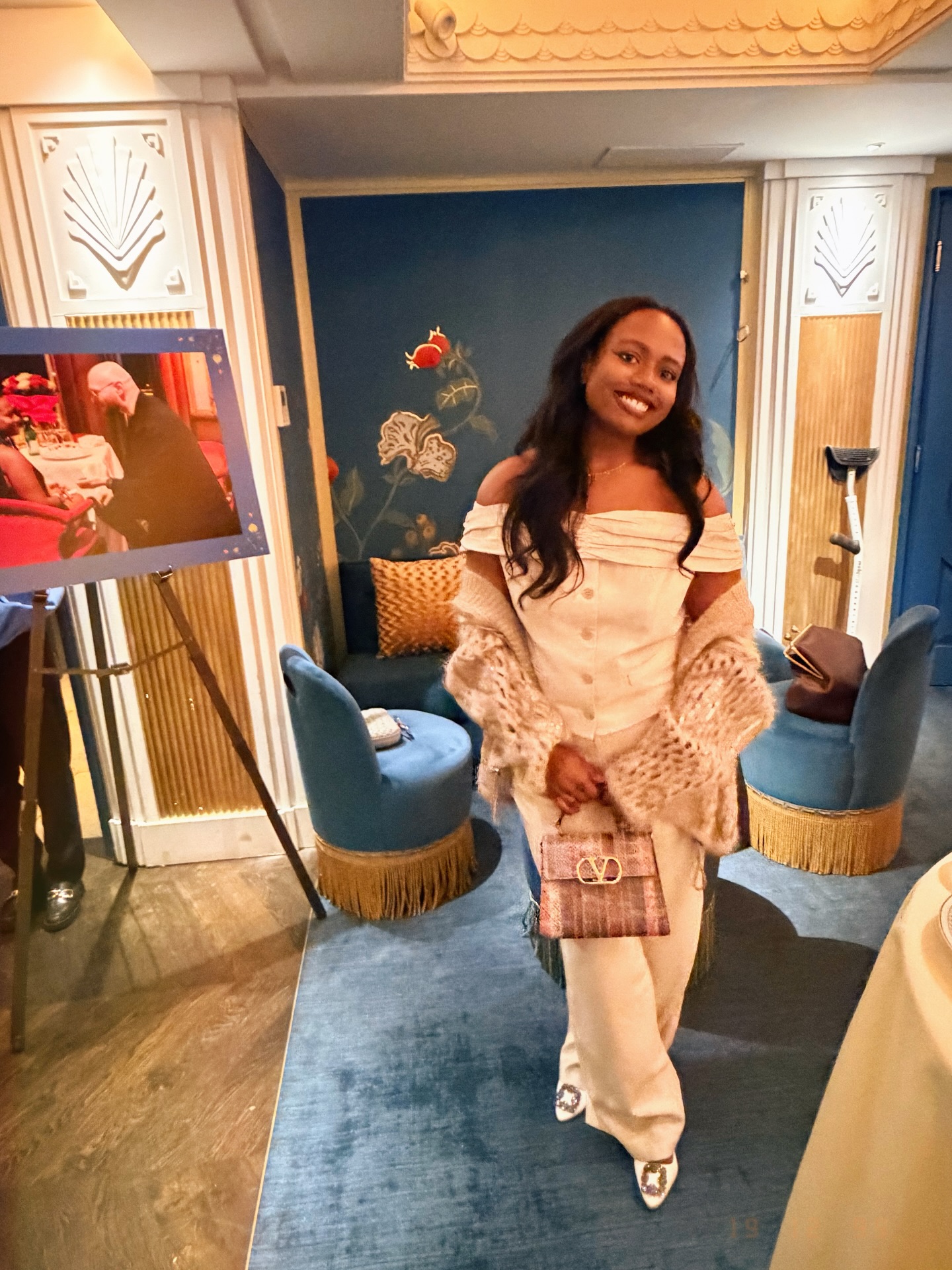 Feeling so incredibly loved, blessed and grateful. Funnily enough my first bridal shower 👰🏽 was my own. I couldn’t have asked for a better room of people — each person represented a part of my life that brought me to where I am today.
Such an inspiring intergenerational group of women and so many laughs, pearls of wisdom and kindness. Thank you @arwclark12 and @marvasmalls thank you for an unforgettable evening at @cafebouludny ! 💖