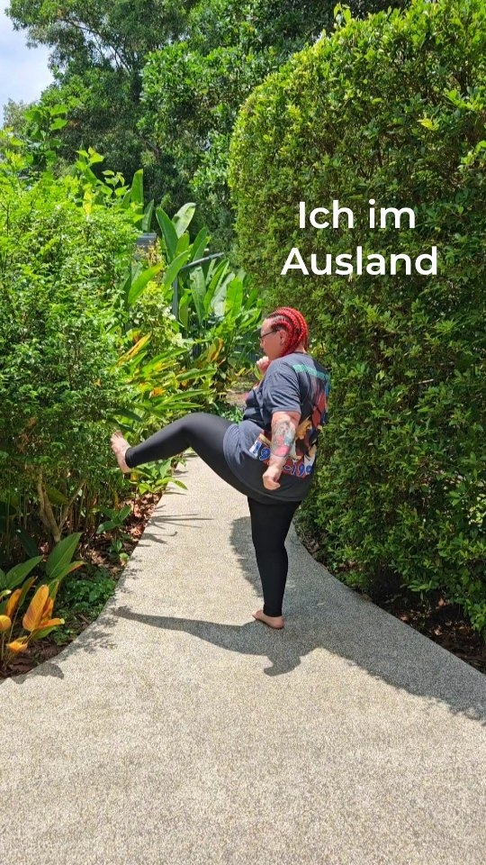 Ich biete:
– Steißbeinbruch in Sevilla
– abgerissener Zehennagel auf den Seychellen
– kleiner Zehbruch in Thailand
– und Schrammen in jedem anderen Land 😅
Wer bietet mehr?
Kleiner Tipp: In Finnland immer Spikes anziehen… sonst passiert dir genau das wie hier im Reel.
Folge mir 👉 @chrissiontheroad
für echte Realität unterwegs, Reisetipps & Reiseinspiration.
#reisen #travel #finland
#reisenmachtglücklich #mademyday