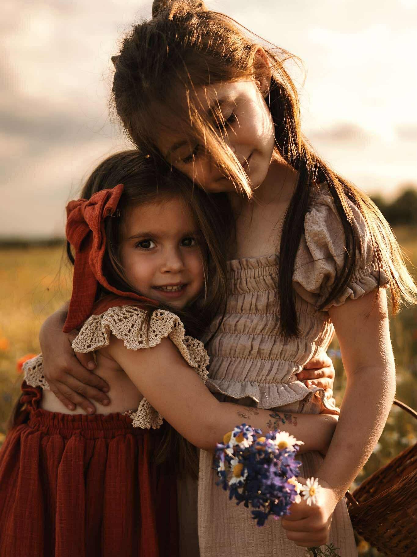 #FamilyPhotographer #BOGOSale #PhotographyWardrobe StudioStyle
Spring and Summer sessions are just around the corner, and we all know that a killer client closet is the secret sauce to those dreamy family photos! ✨👗
I’ve had so many of you reach out asking for more options to offer your clients, so I decided to do something big:
THE ULTIMATE BOGO SALE! 🥳
Buy one Linette girl’s dress and get a second one totally FREE. Whether you’re looking to refresh your studio wardrobe or starting your collection from scratch, this is for you!
How to grab yours:
1️⃣ Click the link in my bio to order your first Linette dress.
2️⃣ Shoot me a DM or an email with your choice of color, size, and design for your FREE second dress! 💌
Let’s get those closets ready for a season of beautiful memories. Tap the link in bio to shop now! 🔗✨
PhotogLife StudioWardrobe PhotographyBusiness ChildrensPhotography MomentsInTime BOGO