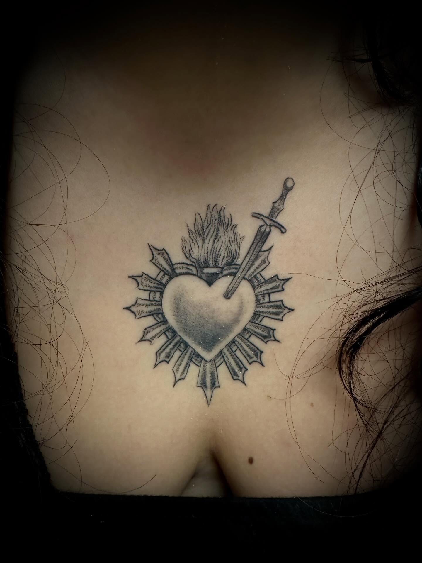 Healed and fresh fine lines. #milagros #sagradocorazon #phillyfinelinetattoos