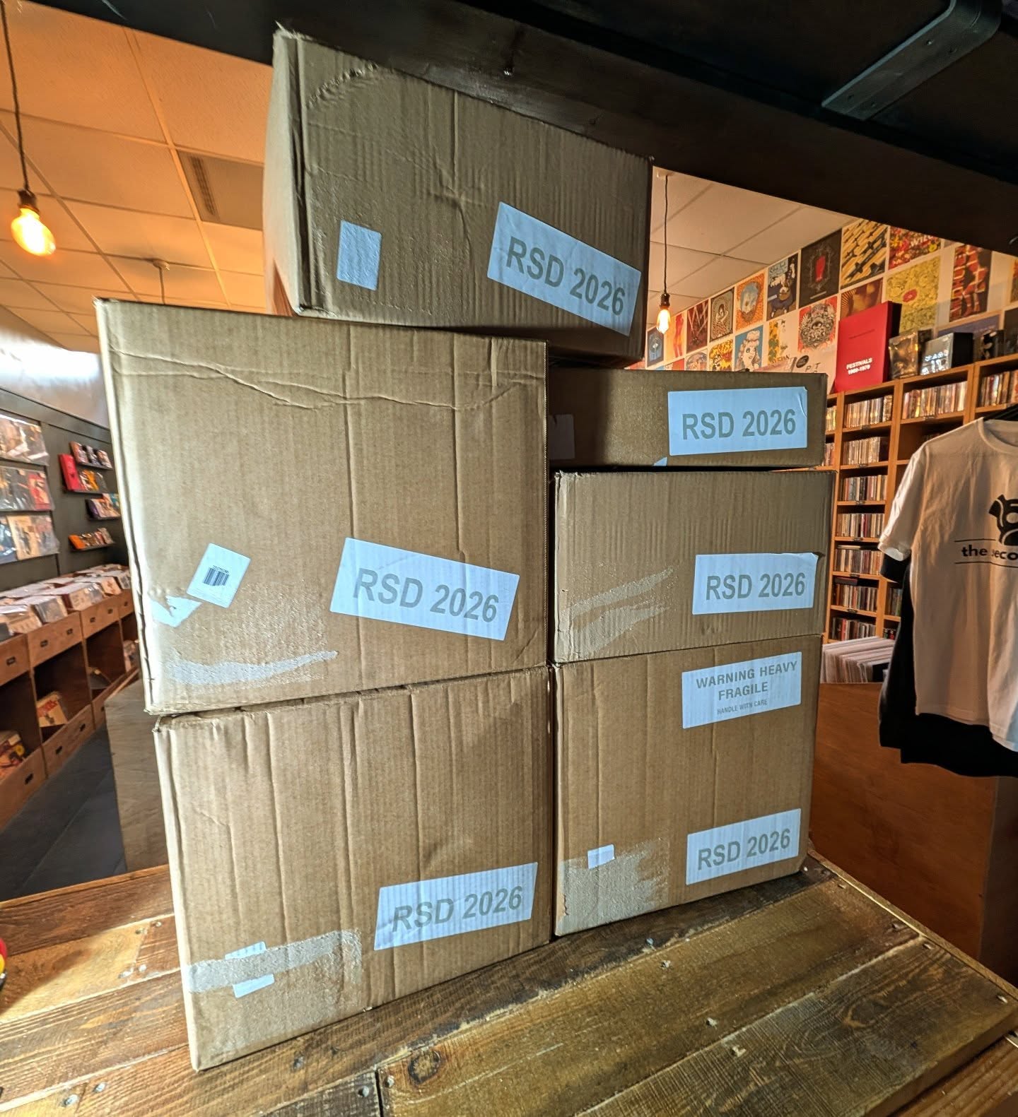 And so it begins...
First batch of RSD26 stock has arrived!
Ooo it's like Christmas morning all over again 😁
#thesecond45 #llanellirecordstore #RSD2026