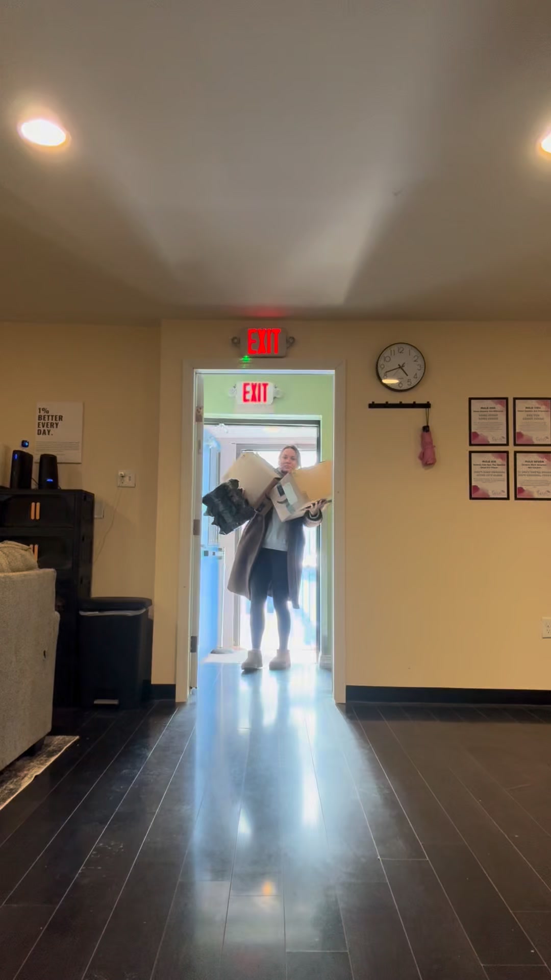 Restocking with no trending audio 🤭
POV: it’s restock day and we’re making sure NOTHING slows our team down 😮💨✨
From supplies to systems — everything behind the scenes matters just as much as the clean itself. Because when we’re fully stocked and prepared… our team can focus on what they do best: delivering flawless results.
This is the part you don’t see — but it’s the reason your home looks the way it does after we leave.
No shortcuts. No “running out.” Just consistency, every single visit.
Become a client today!
📞 774-992-8220
📧 admin@cleanqueensllcma.com
🖥️ www.cleanqueensllcma.com