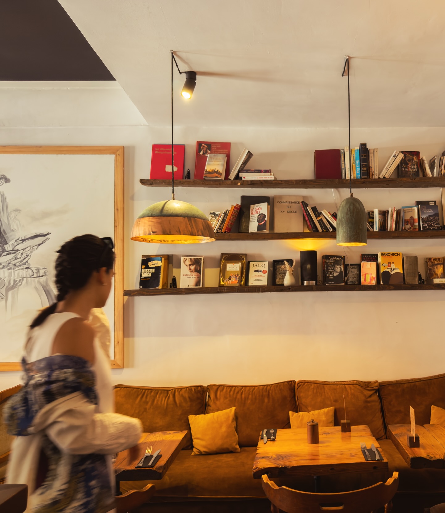 Details that whisper, light that dances and a mood that lingers
Welcome to your new favorite escape ✨
•𝗗𝗮𝗶𝗹𝘆 𝟵 𝗮𝗺-𝟭𝟭𝗽𝗺
•𝗛𝗲𝗮𝗹𝘁𝗵𝘆
•𝗩𝗲𝗴𝗮𝗻 𝗙𝗿𝗶𝗲𝗻𝗱𝗹𝘆
•𝗠𝗮𝗿𝗿𝗮𝗸𝗲𝘀𝗵-𝗘𝘀𝘀𝗮𝗼𝘂𝗶𝗿𝗮
ꜰᴏᴏᴅ ᴀᴘᴘʀᴇᴄɪᴀᴛɪᴏɴ ꜱᴏᴄɪᴇᴛʏ