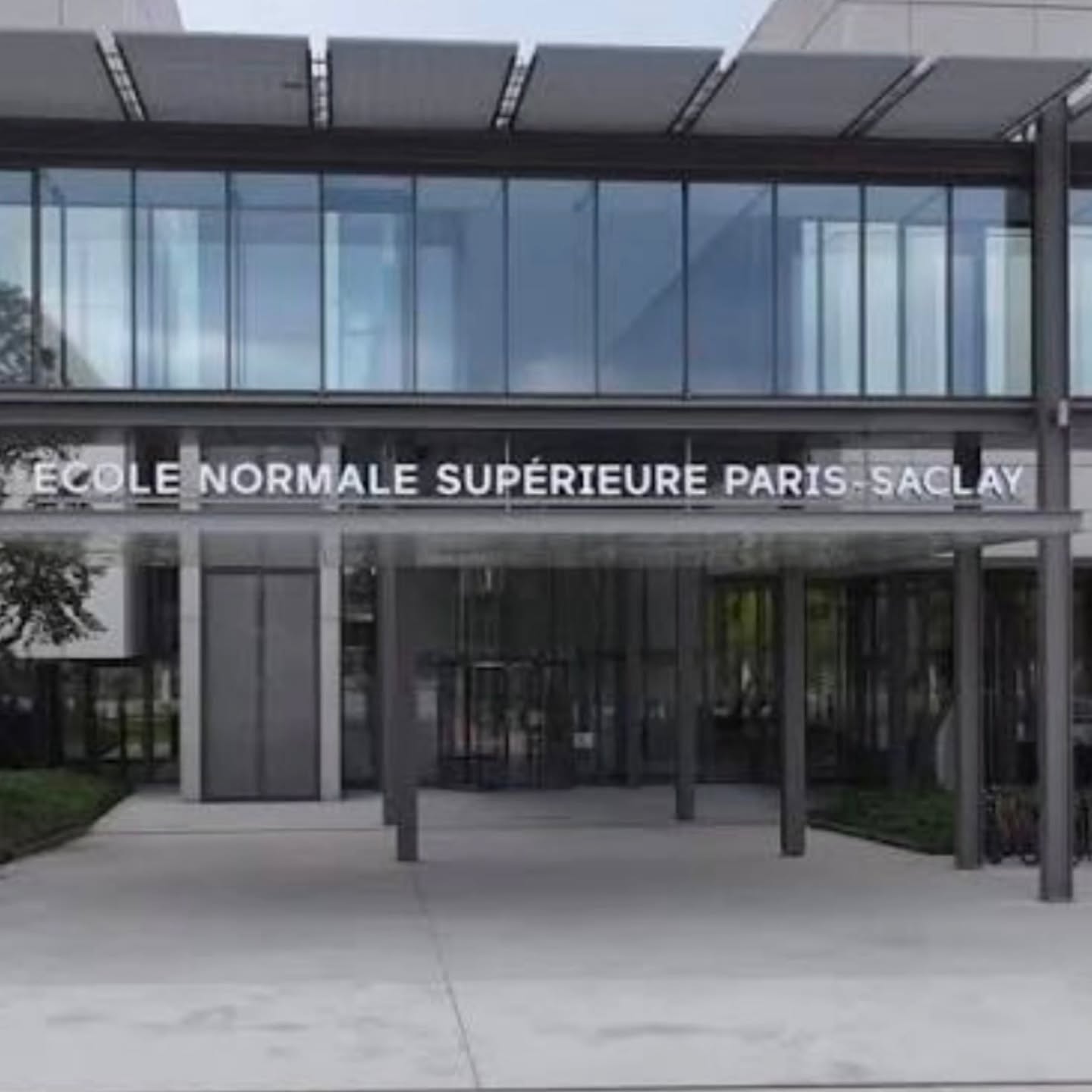 Chemisage Tubflow sur 3.5m avec gaine sur mesure ø100 à l'école Normale Supérieure de Paris Saclay @normalesup