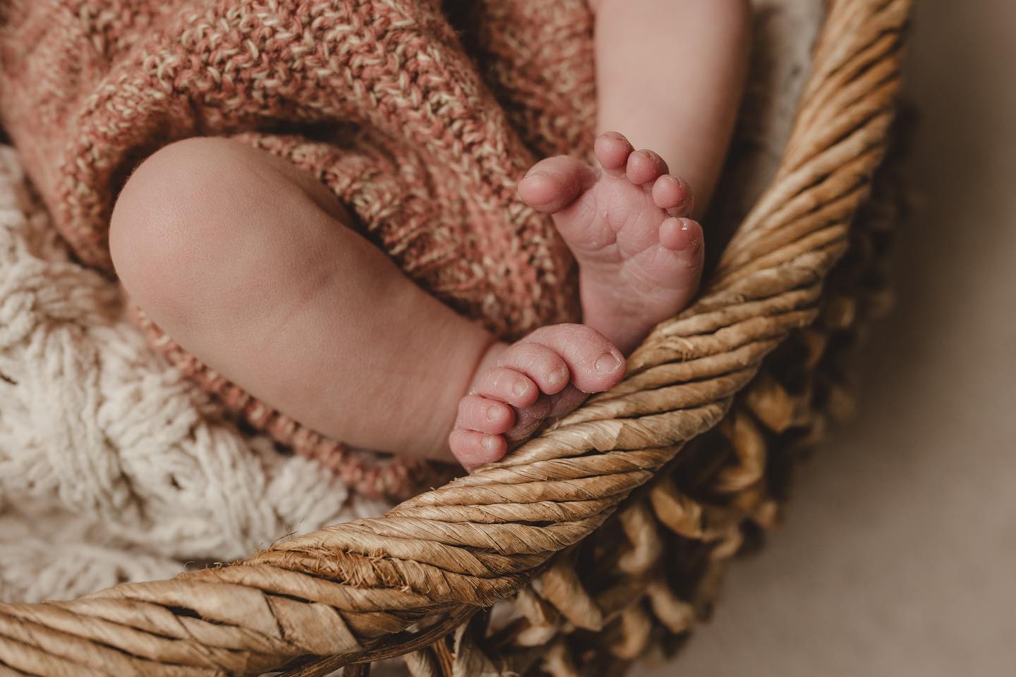 A little personal update đ
4 weeks ago, our beautiful daughter arrived to join our little family (deciding that a trip to Homebase was the trigger to come meet us! đ). I was convinced we were having a boy, so our little girl was a gorgeous surprise.
The last few weeks have been a glorious blur of cuddles, sleepless nights, too many biscuits, constant feeding, days of not being able to properly get washed or dressed, and an excited toddler who is totally in love with his sister đ
Still recovering physically, but slowly starting to feel like myself. Feeling so gloriously lucky and enjoying and embracing time to navigate this new chapter as a family of 4 đ
Photo credit @alisaroberts_ , who managed to capture the most magical photos of this little sleepless family at just 7 days postpartum.