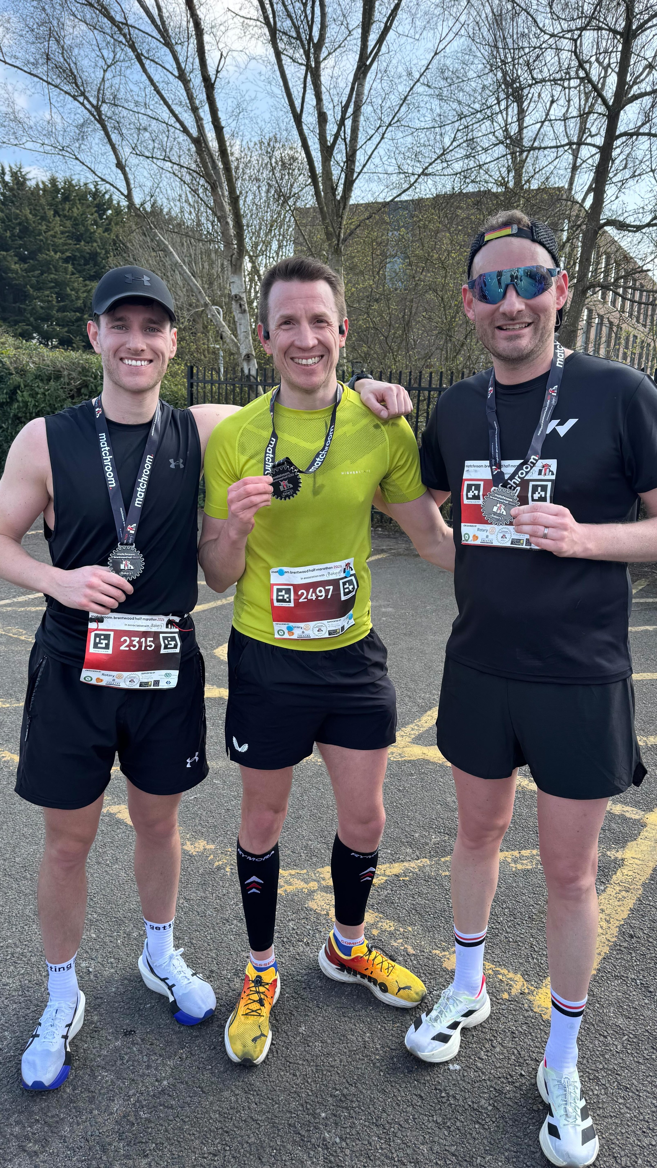 Big performances across the board this weekend from the @4performanceuk crew 🔥
At Brentwood Half Marathon, the squad delivered. Strong, controlled efforts, smart racing, and well-earned medals all round. The smiles say it all — but we know the work that went in behind the scenes 💥
Over in Rome 🇮🇹, two brilliant marathon performances. Months of discipline, early mornings, and commitment all coming together on race day. That finish line moment in a city like that… special 🏛️
And then Hyrox London — pure grit. The girls put down serious performances, combining strength, engine, and resilience. Proper all-round athletes leaving nothing out there 🔥
Different races. Different demands. Same standard.
Consistency. Discipline. Execution.
Proud of the whole team 👏
#4performanceuk #RaceWeekend #BrentwoodHalf #RomeMarathon #Hyrox
Team: @jon_warren_tri @sunshine_nutrition_ @aspiresportpsych_pt @kp_trail_adventures
Partners: @youngagain_cycles @otesportsgb @nrgchains @rideparcours @zone3official @bikeboxalan @completephysio @nopinz @thealtitutecentre @evolve.aero