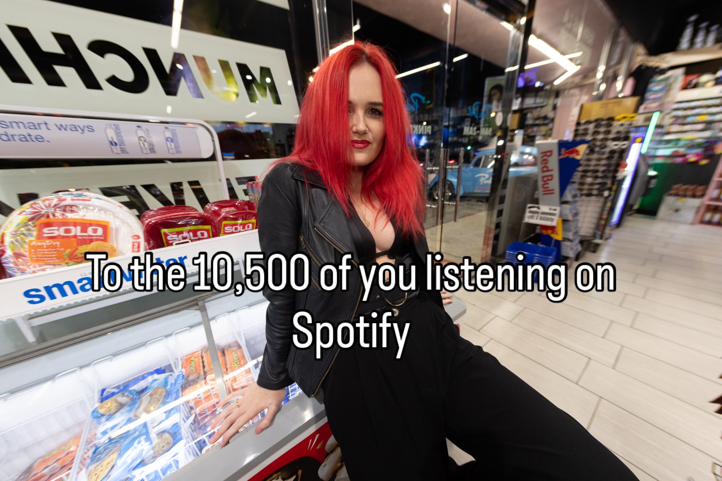 💪🏻🥲There are now 10,500 of you listening to Evol Walks every month! ⚡️🙌🏻 THANK YOU THANK YOU THANK YOU🖤 Photos @jacklue