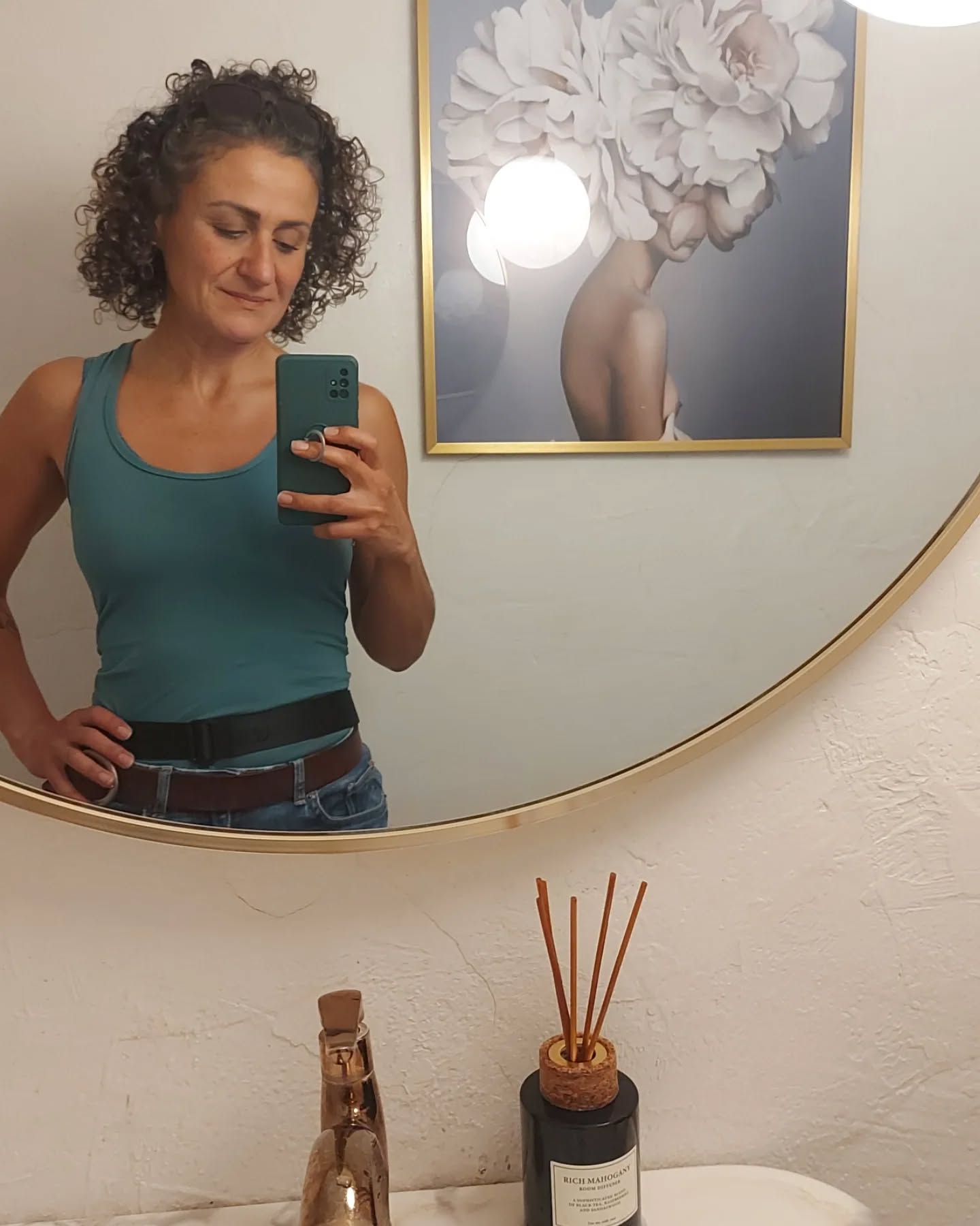 Touch is such an important part of the process. It is the one of the first things we experience and is often neglected as we grow older. Thankfully thailand is well versed as there are massage parlours at every turn and every corner. And prices are very affordable.
Some places the beds are in a row and separated by a curtain, others no separation needed as they offer you clothes to change in so your covered during the thai massage.
I can see how some would want something more private but i was able to relax, go into that in between state and enjoy the sessions i received.
It is not to say my chronic pains are dealt with but when traveling it does help to get a helping hand to ease the sensations.
This also serves you as a reminder to book your insured services before year end.
#massagetherapy #thaimassage #thailand #touch #travel #grateful #blessed