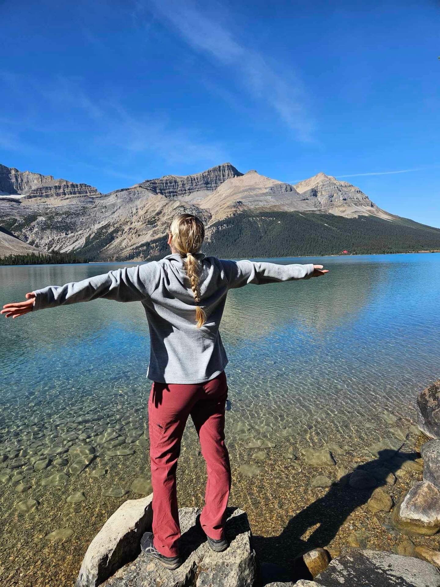 🦋 Quick Update: As many of you know, my Soul-Glow Healing Sessions are so much more than a single modality — they’re a deeply personalized experience where I blend bodywork, energy healing, and intuitive guidance to support your mind, body + spirit as a whole.
Because of the time, presence, continued training, and energy that goes into holding this kind of space, I’ll be increasing the length as well as the price of this session starting April 1st.
This shift allows me to keep showing up fully for you — grounded, intuitive, and able to offer the depth of care these sessions are meant to hold.
Each Soul-Glow session is unique, but may include:
• Restorative bodywork: facial, scalp/head & body massage
• Somatic movement + breathwork
• Reiki healing + chakra balancing
• Energetic clearing/smudging
• Sound + Light therapies
• Intuitive guidance
• and more…
It’s not just about relaxation — it’s about reconnecting, regulating your nervous system, and leaving feeling like yourself again.
Thank you for trusting me, supporting my growth, and allowing me to do what I truly love. It means more than you know 🤍
To book your Soul-Glow Healing Session head over to my website (link in bio) or send me a DM!