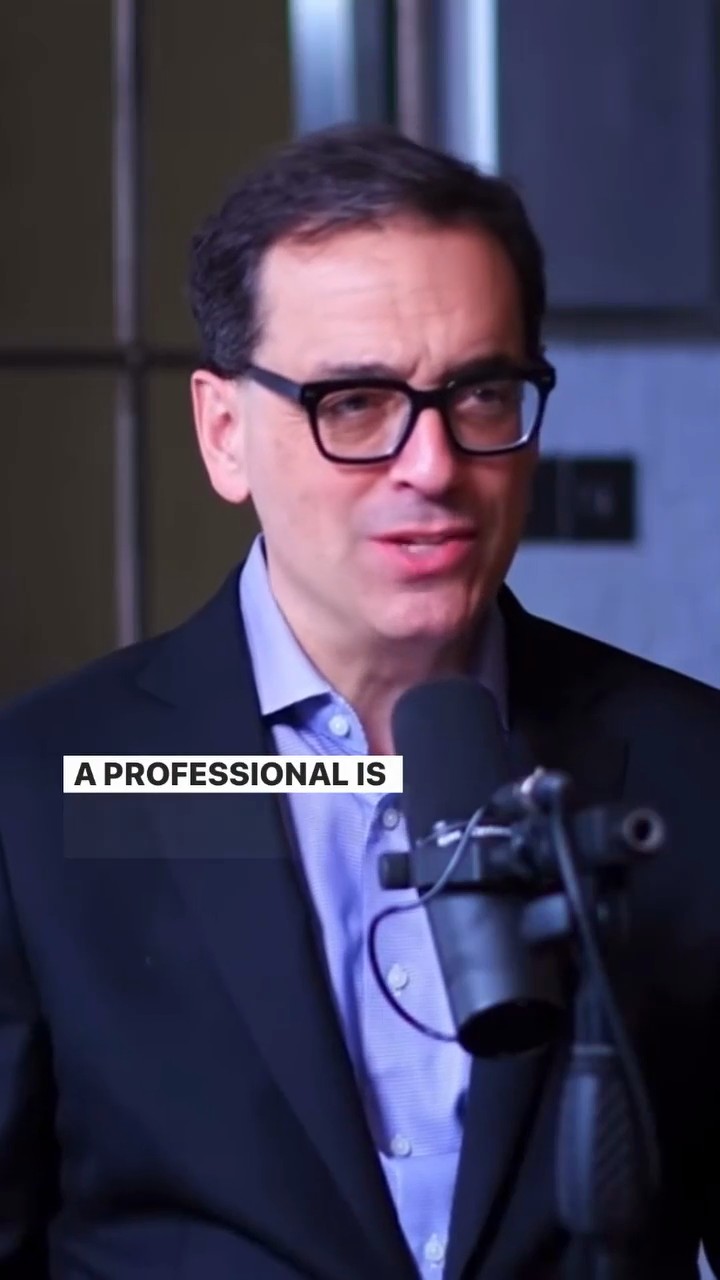 If you're 18-30, comment OKO to access free 1:1 coaching with a coach that is keen on your development π€©
π₯ @danielpink on @steven Diary of a CEO podcast.
#coaching #lifelessons #success #oko