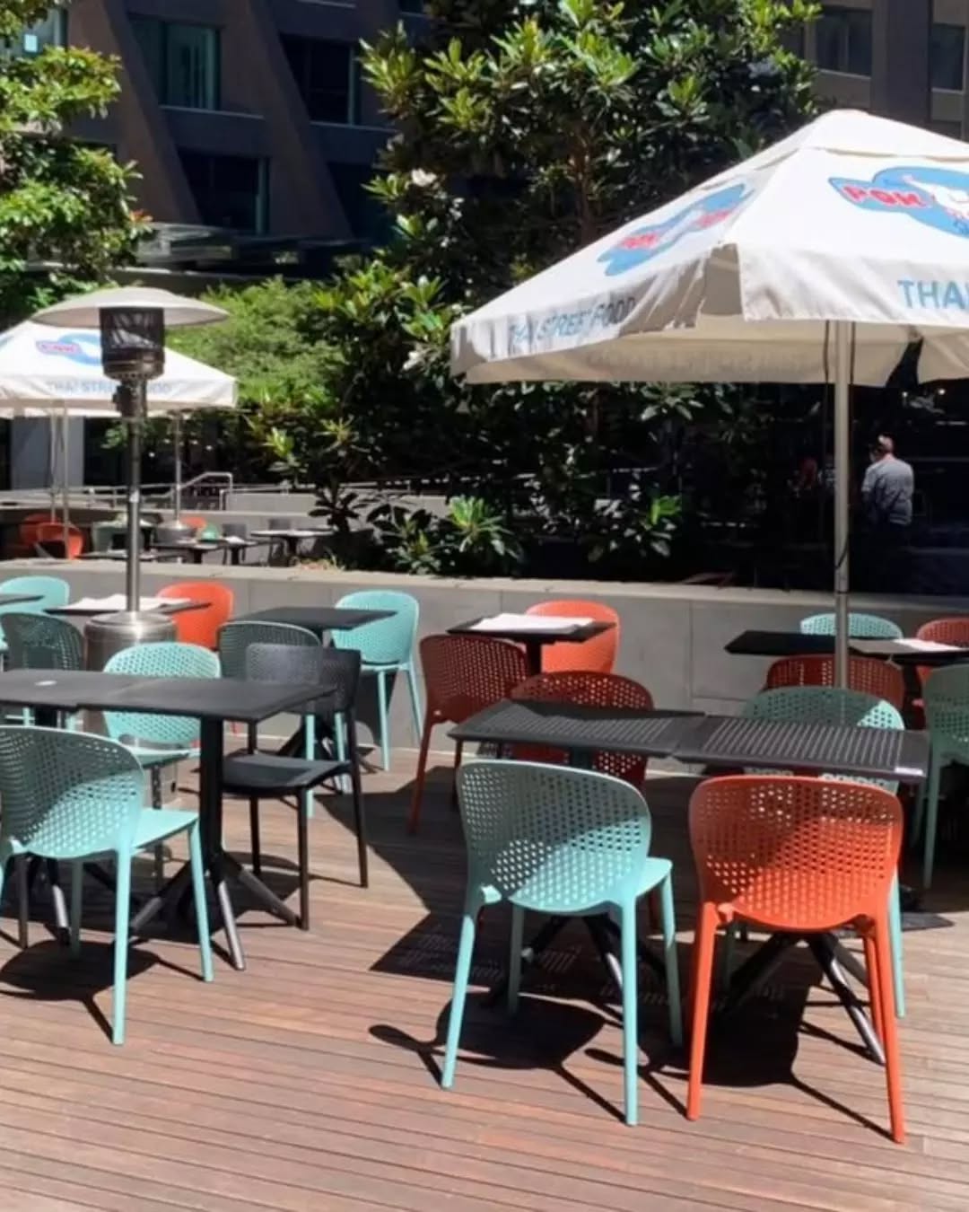 Some places you stumble upon… others you come back to again and again. Pok Pok Junior sits right in the St James Retail Precinct, serving up Thai street eats in the middle of Melbourne’s CBD! 🍜🌆
Book your table via the link in bio and tag your CBD lunch buddy below! 👀
#PokPokJunior #AsianStreetFood #MelbourneCBD #ThaiFoodMelbourne #MelbourneLunch