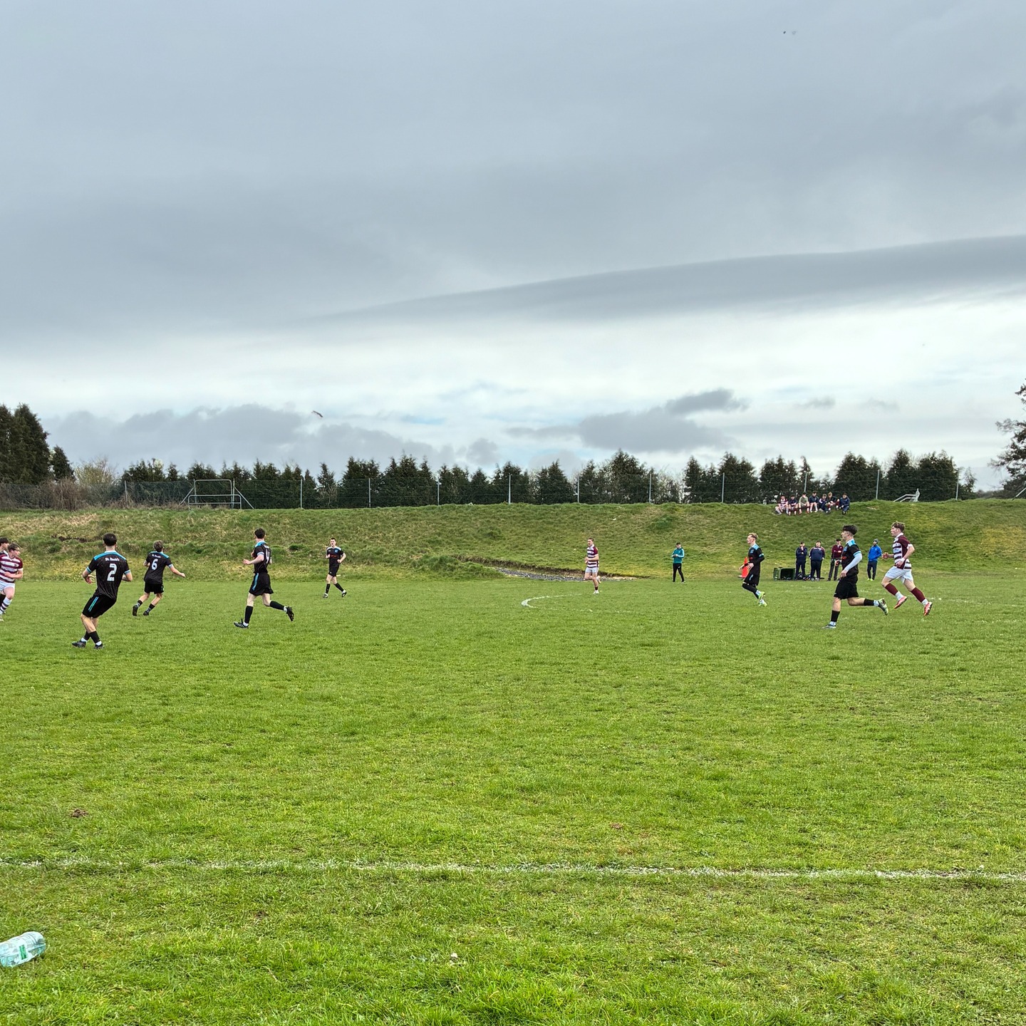 Just before their big trip to Paris, our TY Boys' Soccer team took on Borris College in Kilkenny ⚽️ Kai netted a fantastic goal and although the result didn't quite go our way, the team can take encouragement from their performance. Read the full match recap on our website!