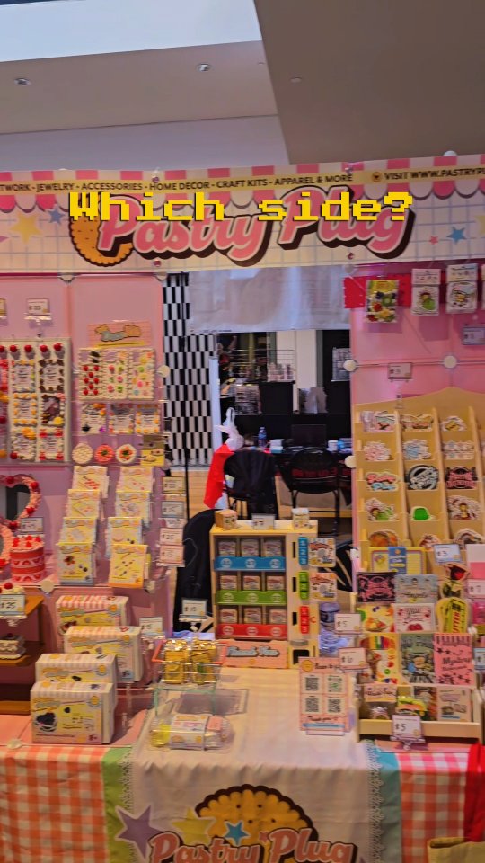 Your favorite art couple! 🤝 We split this vending table to showcase handmade art on one side and merchandise on the other... it's all made with love! 💝