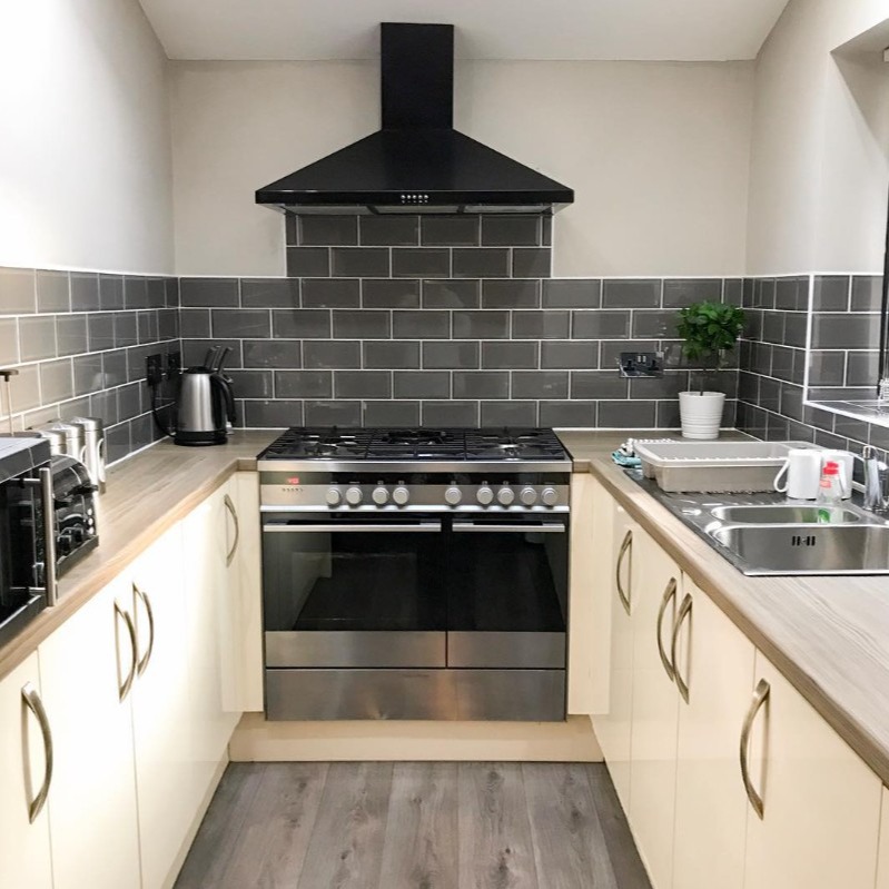 I often get messages that break my heart from people wanting a cleaning service, but being too embarrassed about their home to book me. I never, ever want people to feel like that.
I get comments all the time like "I bet your home is spotless". Well sometimes it is and then other times, my house is an absolute tip. Like you, sometimes I really struggle and other times, I simply cannot be arsed 🤣 Some of my clients have stunning homes and I share photos on here to show off how beautiful I've made them, but guess what? They too have hired a cleaning service!
We're all overworked, tired and are trying to get through our lives as positively as possible. You will not get an ounce of judgement from me if the housework slips through the cracks - just empathy and an eagerness to help!
And yes, the irony of owning a cleaning business and not having the time or energy to clean my own home is not lost on me 🤪