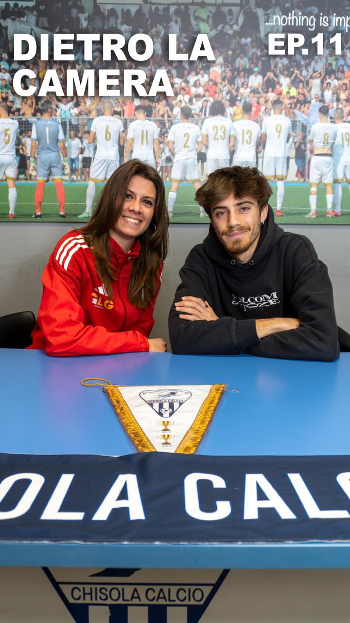 🎙️Stefano Ferrua, fotografo ufficiale della società, è l’undicesimo ospite del podcast Chisola Insider. Stefano è il volto dietro ogni foto, video e sviluppo grafico del Chisola e, se non bastasse, è anche colui che, insieme a Federica, ha ideato e curato il nostro podcast.
La puntata integrale è disponibile sul nostro canale YouTube ufficiale (link in bio)
#wearechisola