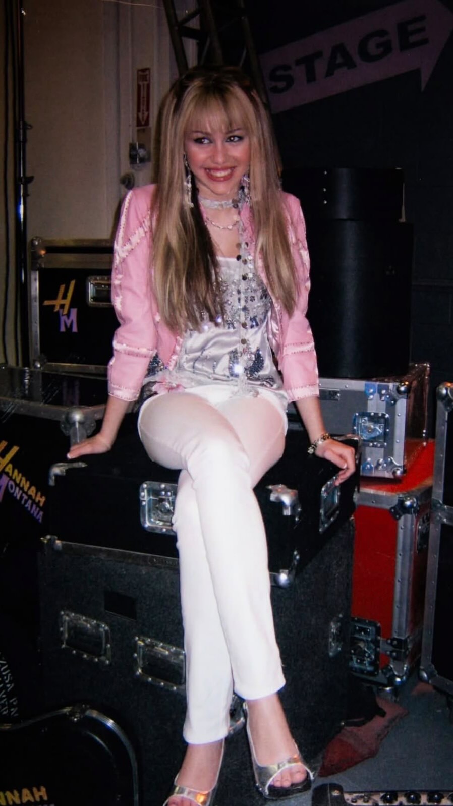 Volvió Hannah Montana y no fue casualidad que TODO el mundo esté hablando de su regreso🎤
Nostalgia + timing + marcas que supieron meterse en la conversación.
Mientras algunos solo recordaban otros capitalizaron
La pregunta es:
¿Ya viste el especial?🌟