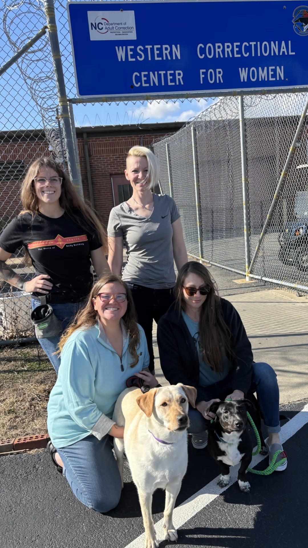 Meet the talented ladies of the New Leash on Life program. Led by Ruff Life's Owner and Head Trainer, this special program pairs adoptable dogs from @charliesangelsanimalrescue with residents of the Western Correctional Center for Women to live and train together for eight weeks. It's designed to give new skills, new hope, and second chances to all involved.
#AdoptableDogs #AshevilleLife #RescueDogs #ShelterDogs #DogLoversCommunity