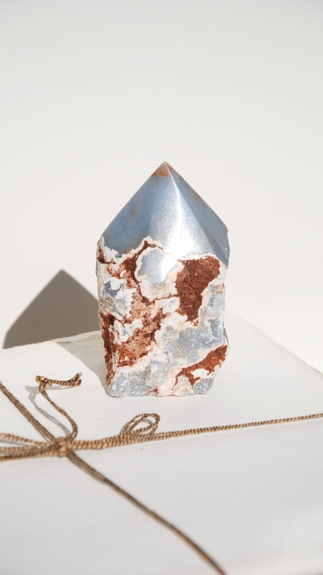 soft & gentle Angelite
Angelite brings calm, reassurance, and gentle spiritual connection
strongly linked with angelic support, this piece is cherished for reminding you that guidance can be present even in quiet moments
explore the Velvet Aura crystal collection now 🤍
#angelite #crystalpoint #crystals