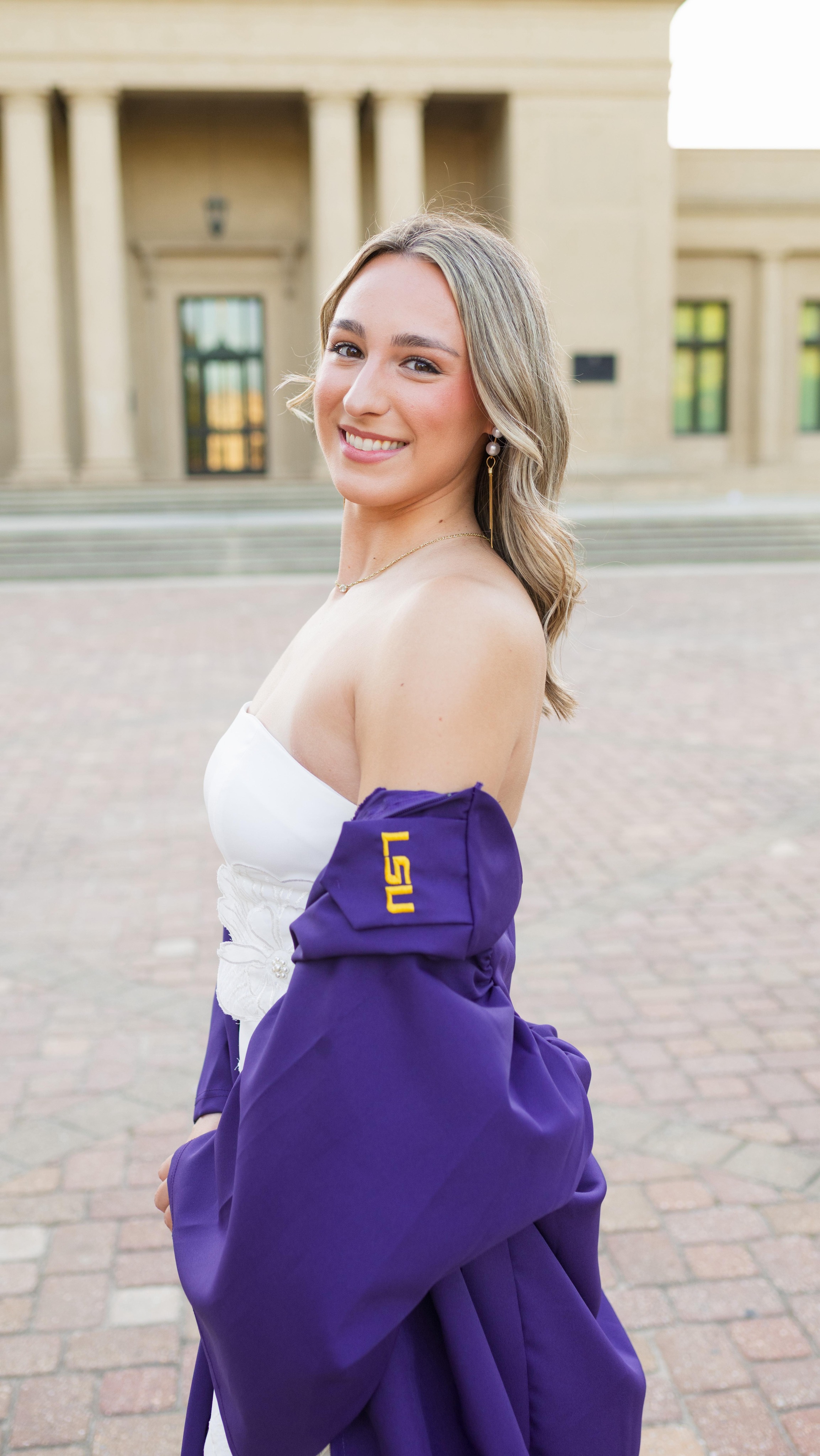 Come spend a fun spring weekend with me!!