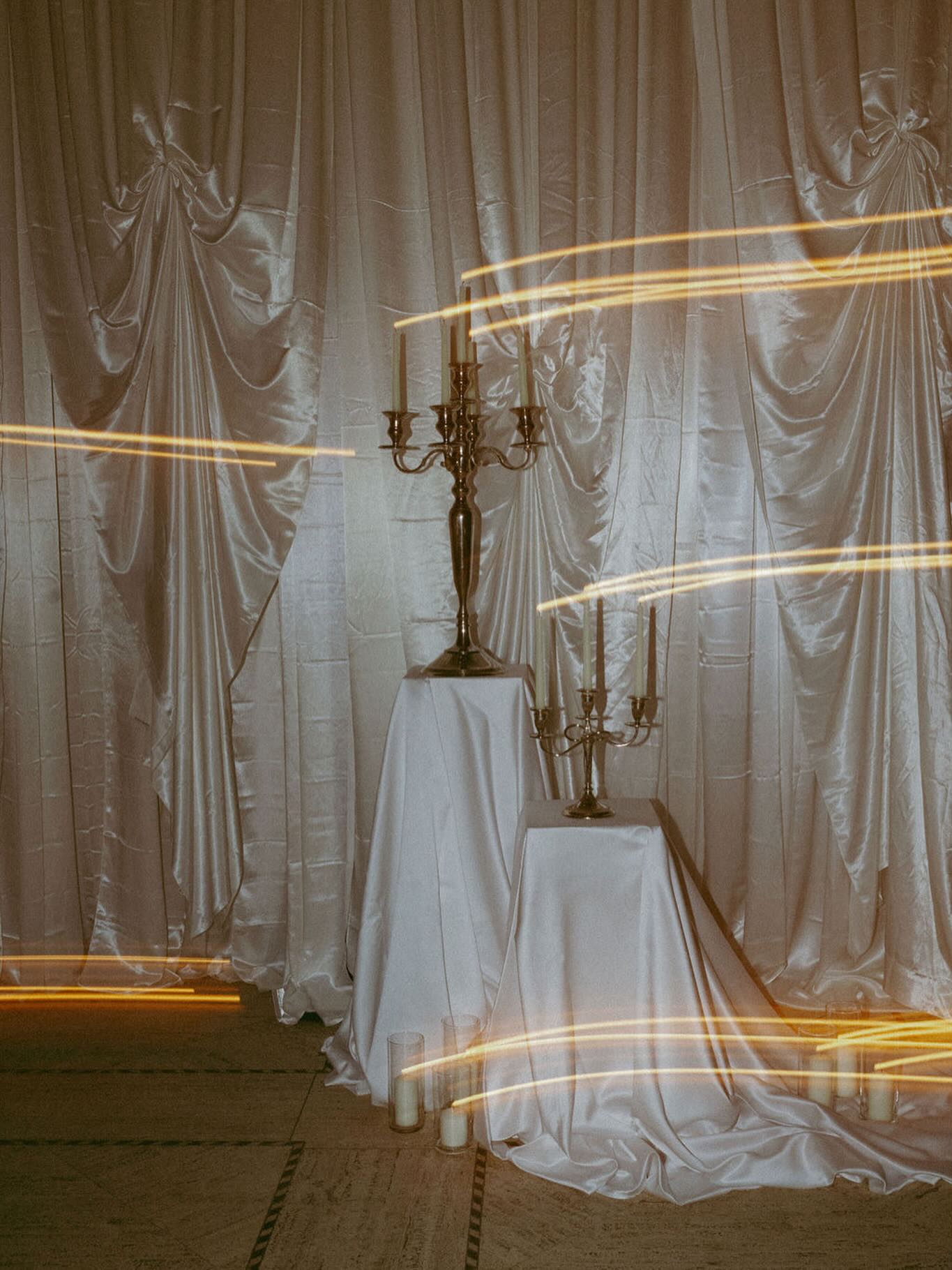 L’élégance dans chaque détail 🤍
The team :
Wedding planner : @erikaco.events
Photographer : @catherinedeslauriers.photo
DJ : @brunoberdnikoff
Venue : @crewcollectivecafe
Catering : @archipeltraiteur
Rentals : @celebrationsgroup